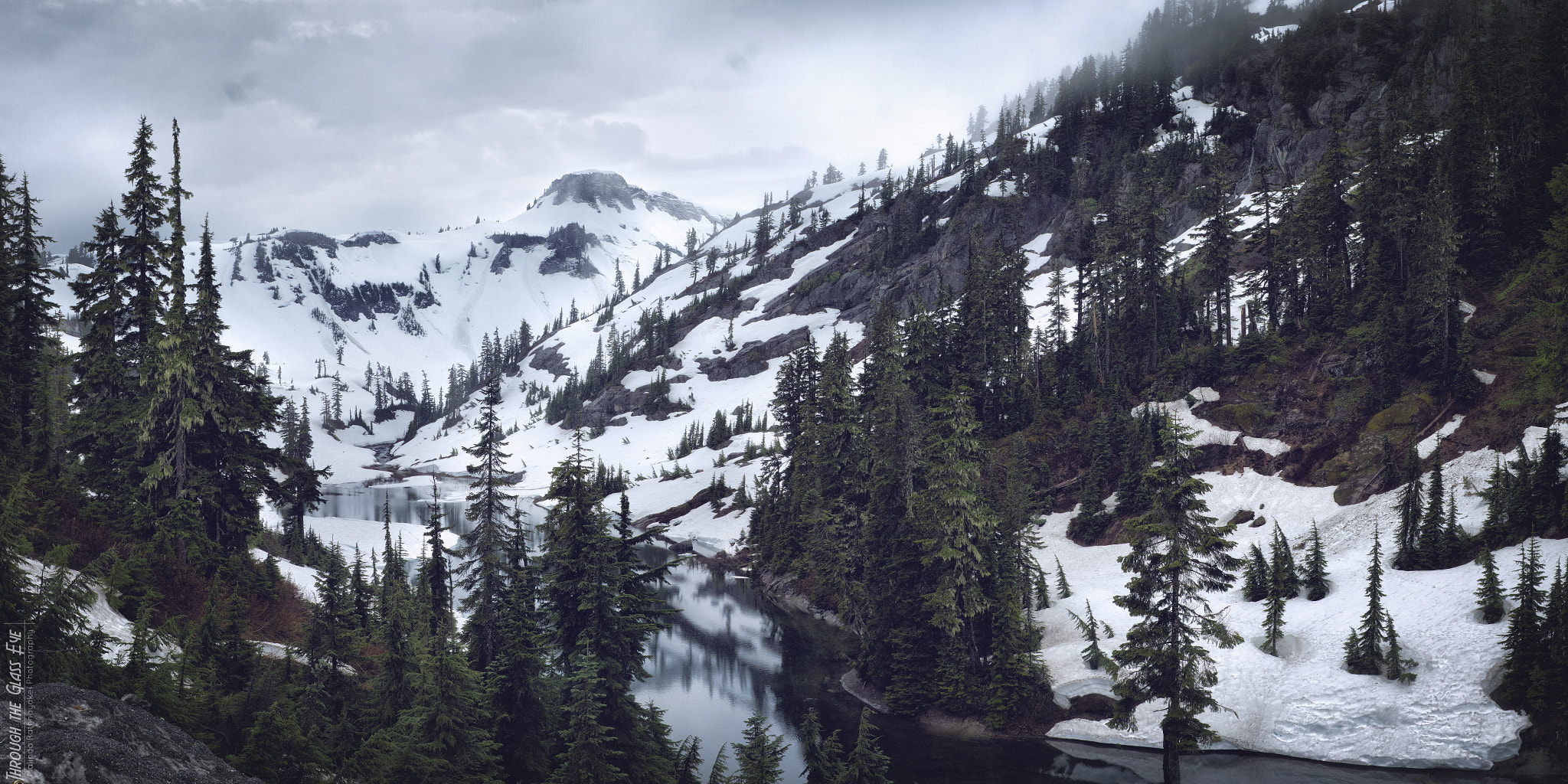 E 32mm F1.8 sample photo. Cascade mountain range photography
