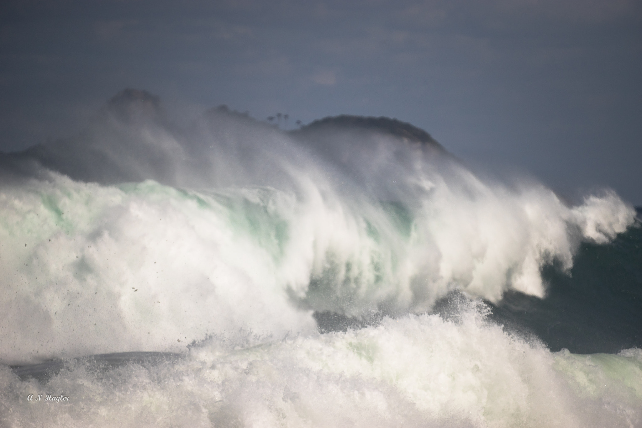 Sony a7 + Sony 500mm F8 Reflex sample photo. Storm surf in sun photography