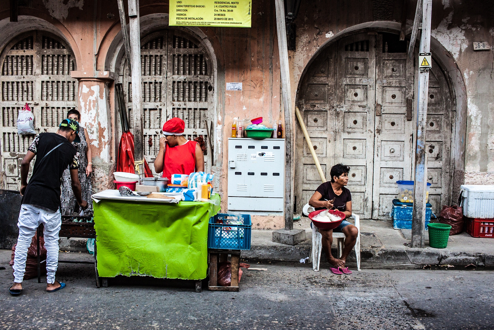 Canon EF-S 24mm F2.8 STM sample photo. Oferta photography