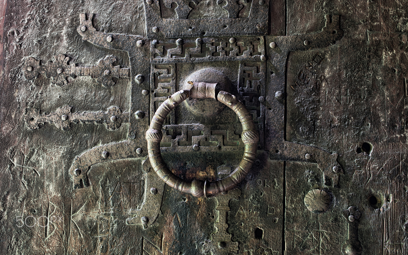 Pentax K-3 II sample photo. Medieval stave church front door photography