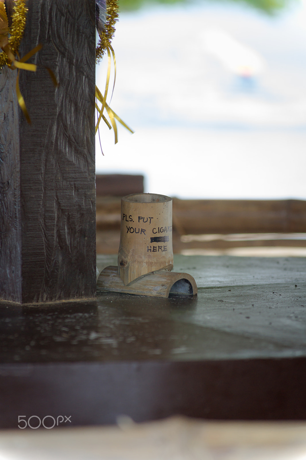Minolta AF 80-200mm F2.8 HS-APO G sample photo. Ashtray photography