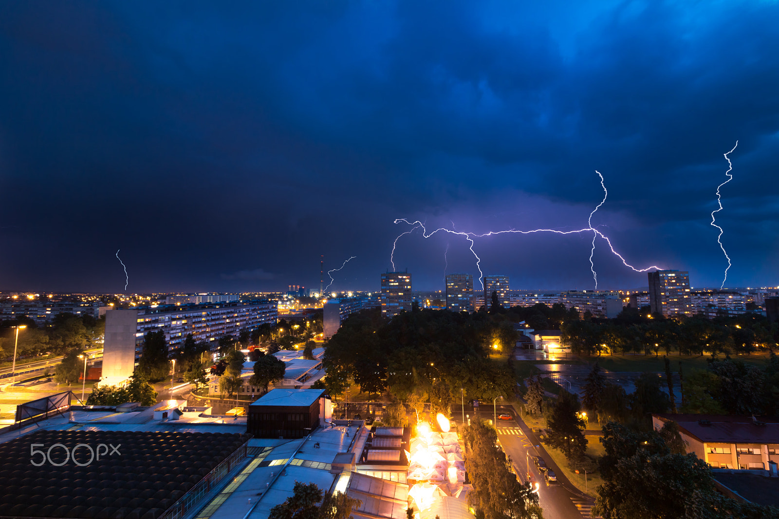 Canon EF-S 10-18mm F4.5–5.6 IS STM sample photo. Thunders photography