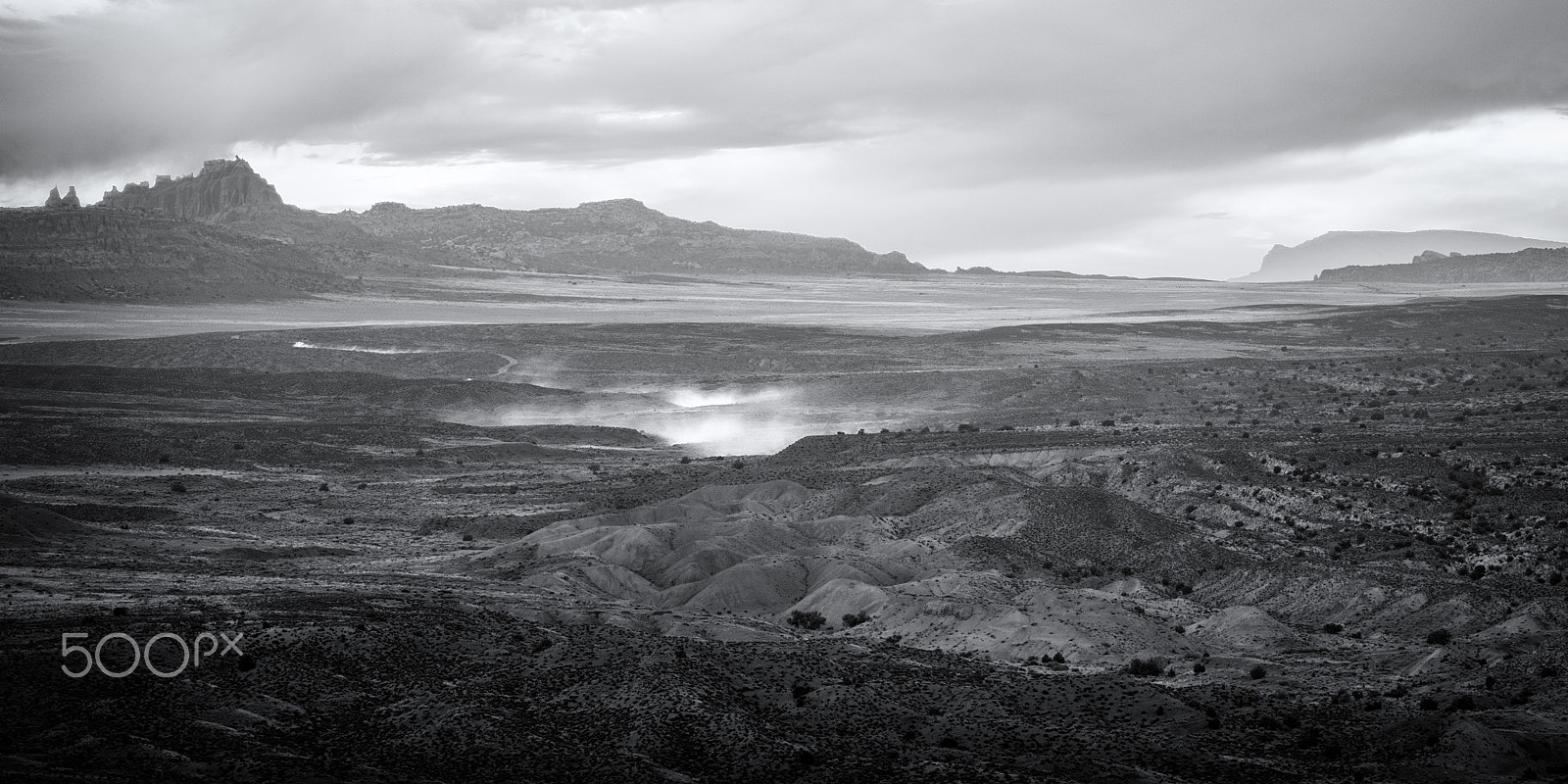 Canon EOS 6D + Canon EF 200mm f/2.8L sample photo. Desert highway photography