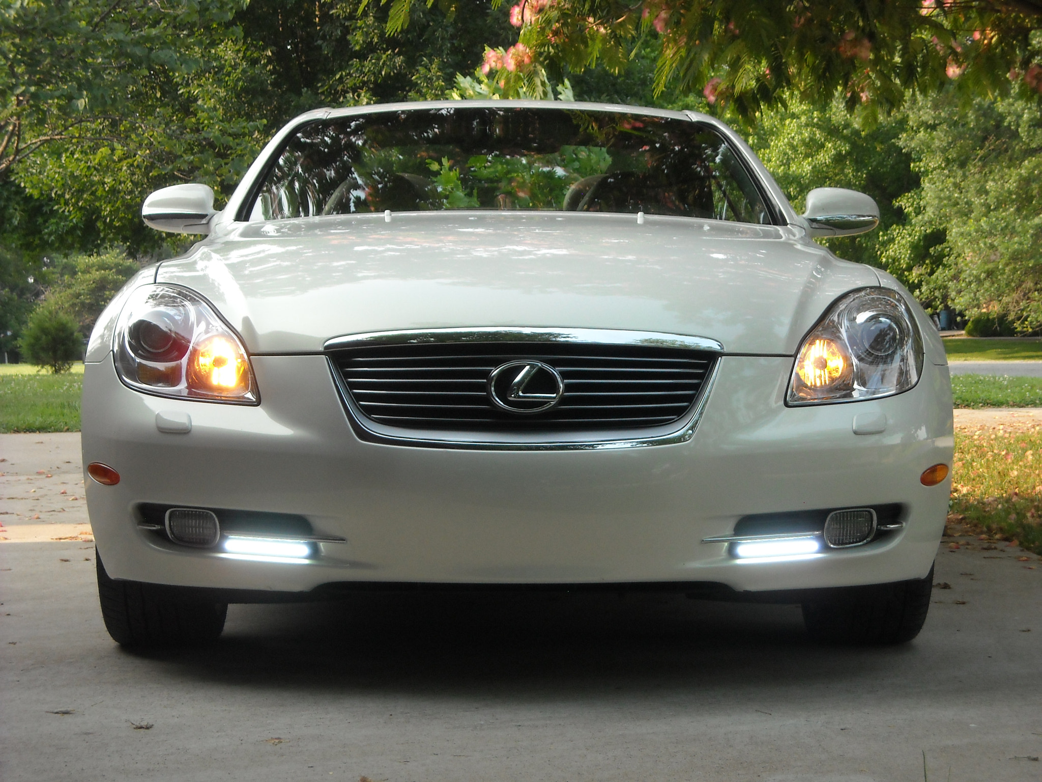 Nikon Coolpix L18 sample photo. Front view of my lexus sc430 photography