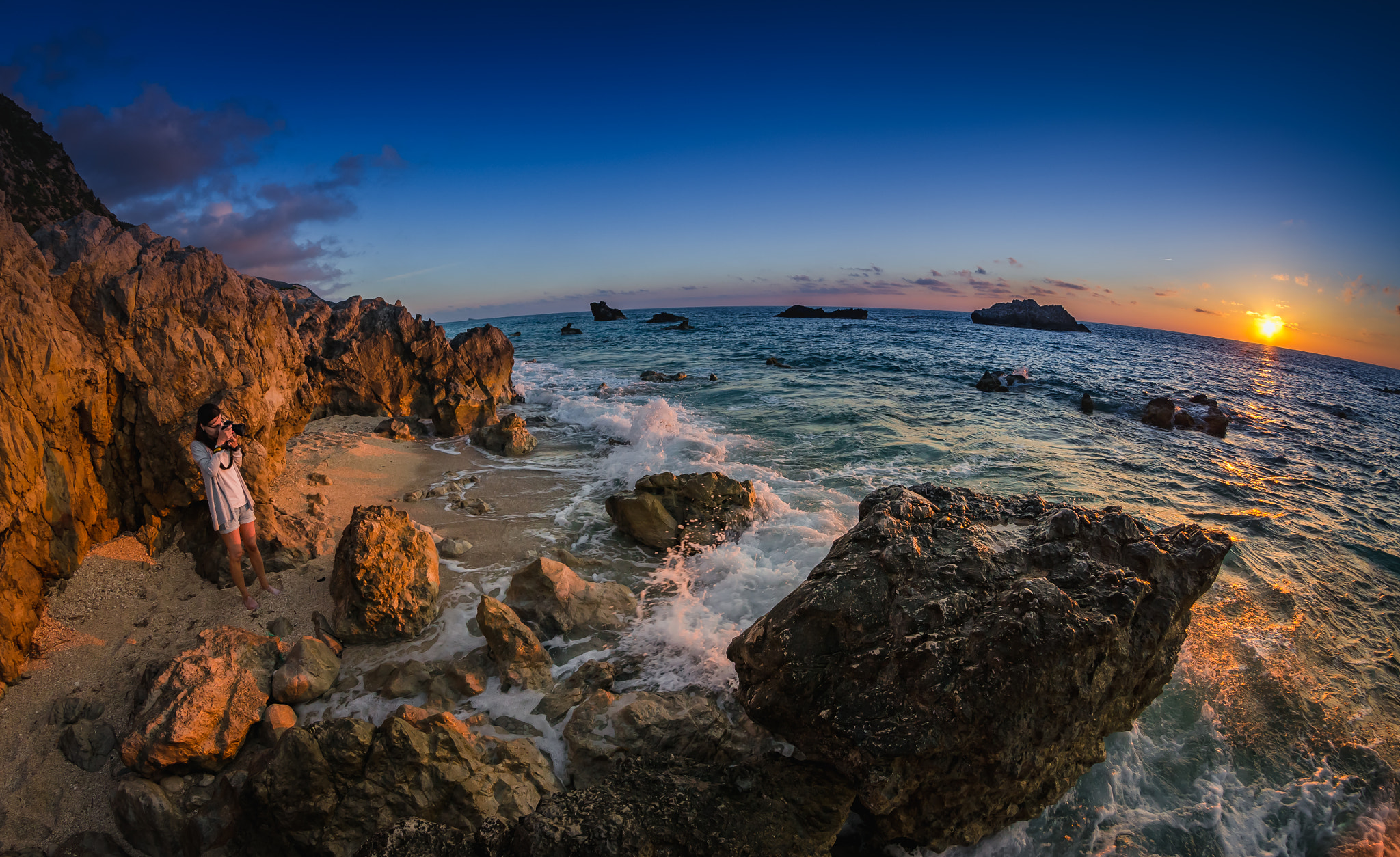 Nikon D7000 + Samyang 8mm F3.5 Aspherical IF MC Fisheye sample photo. Making of... photography