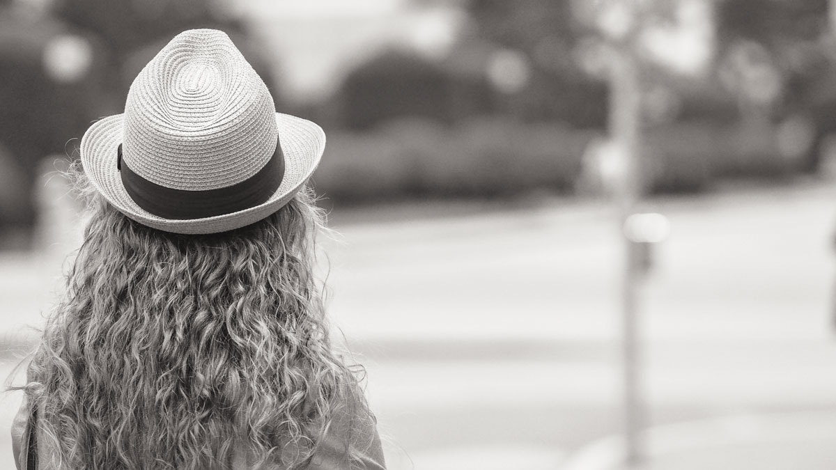 Olympus OM-D E-M5 II + Olympus M.Zuiko Digital ED 75mm F1.8 sample photo. One more casual stranger portrait from my last tri photography