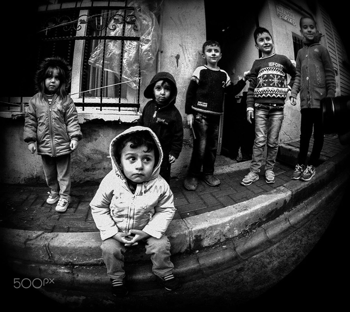 Sigma 4.5mm F2.8 EX DC HSM Circular Fisheye sample photo. Balat'ta çocuk olmak  2015.... photography