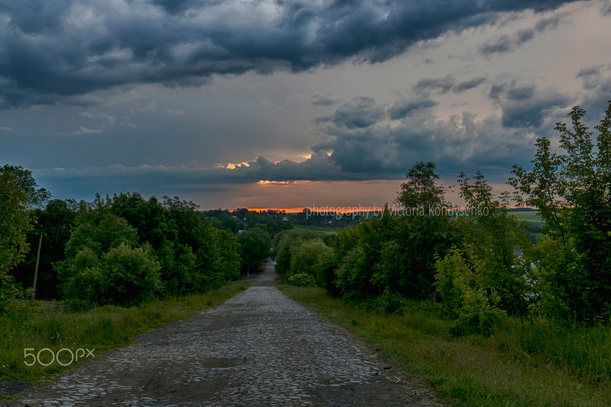Canon EOS 1000D (EOS Digital Rebel XS / EOS Kiss F) sample photo. Road and sunset photography