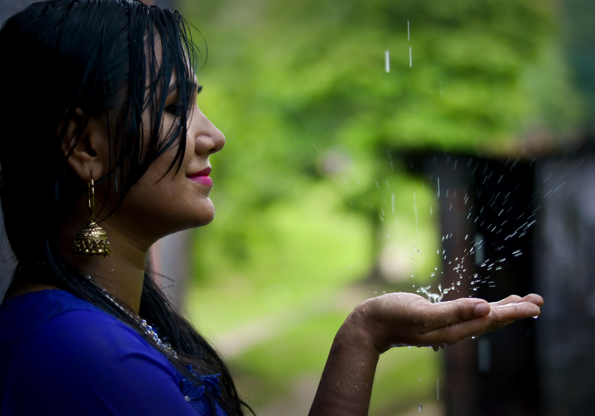 AF Nikkor 50mm f/1.8 N sample photo. Feel the rain photography