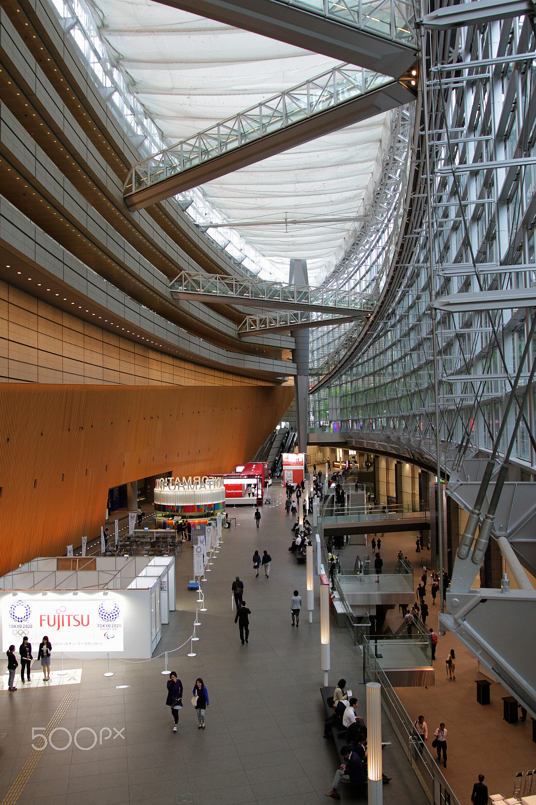 Canon 18-35mm sample photo. Tokyo international forum photography