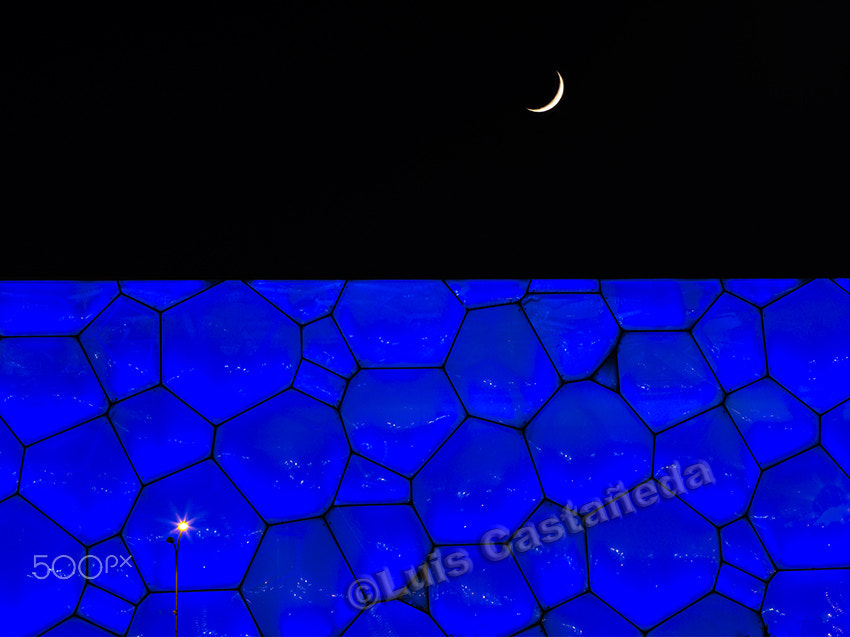 smc PENTAX-FA 645 75mm F2.8 sample photo. National aquatics center. "the water cube". olympic sports cente photography