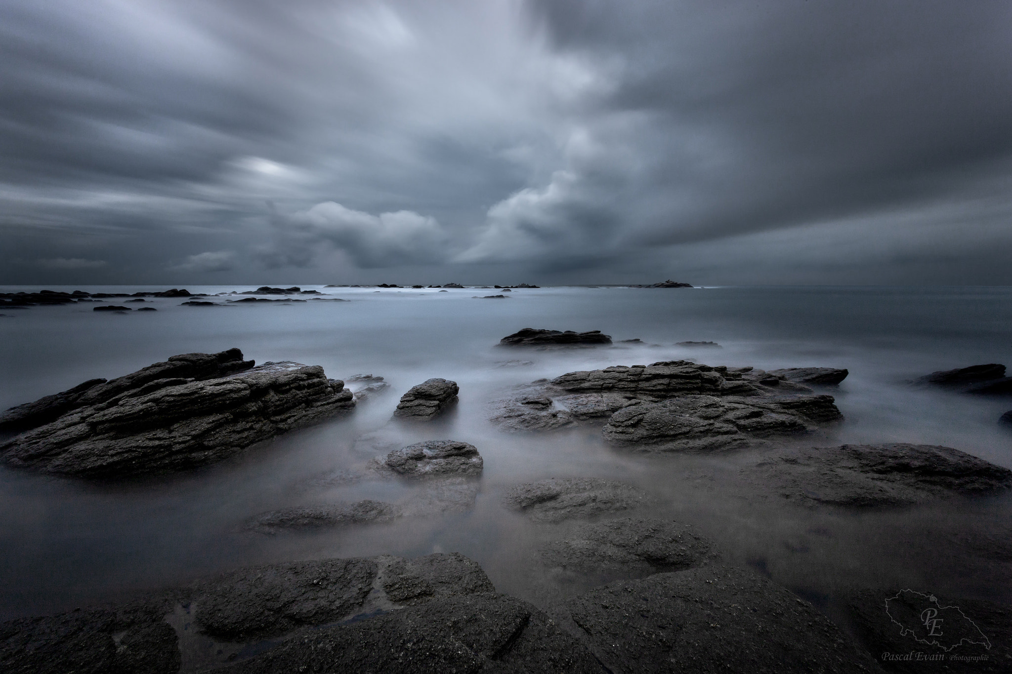 Canon EOS-1Ds Mark III sample photo. In the clouds photography