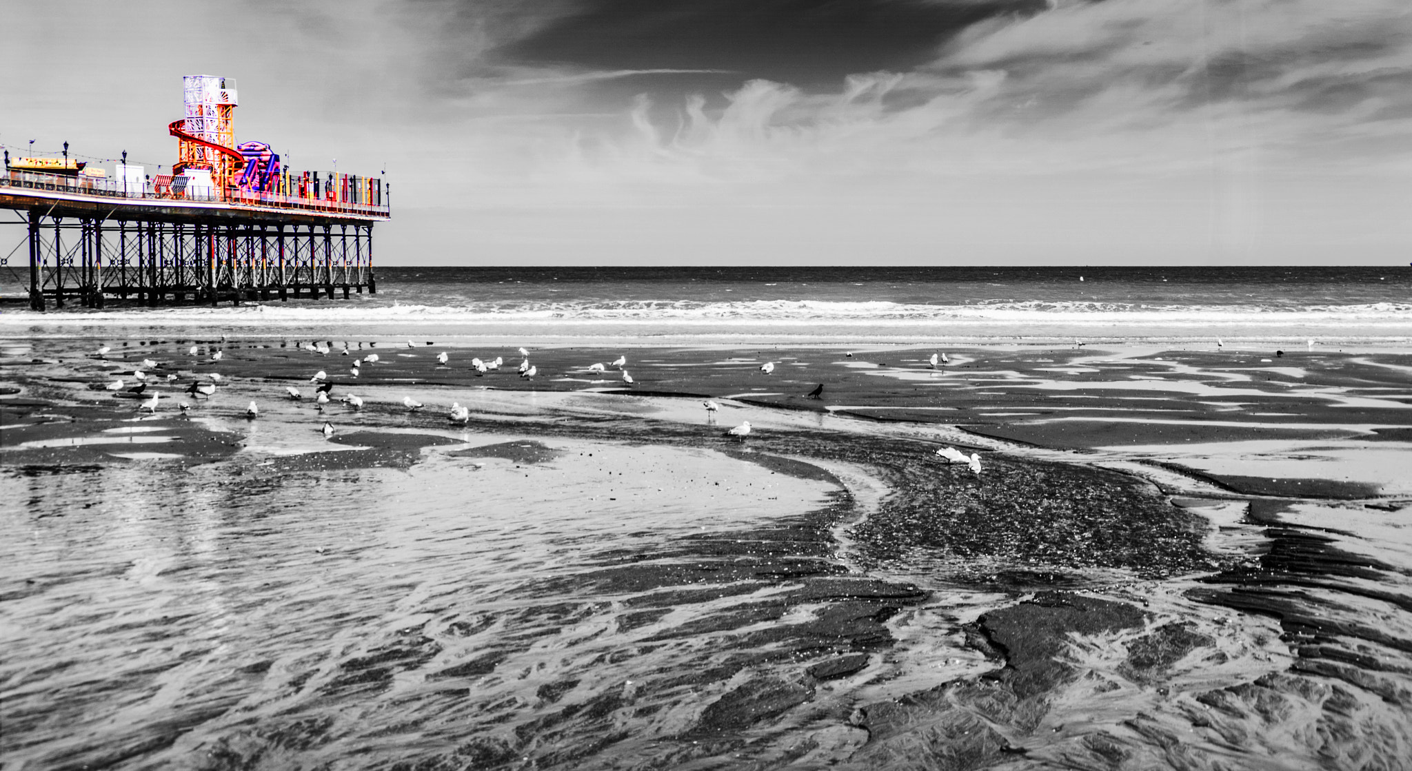 Sony DT 18-200mm F3.5-6.3 sample photo. Fun at the pier photography