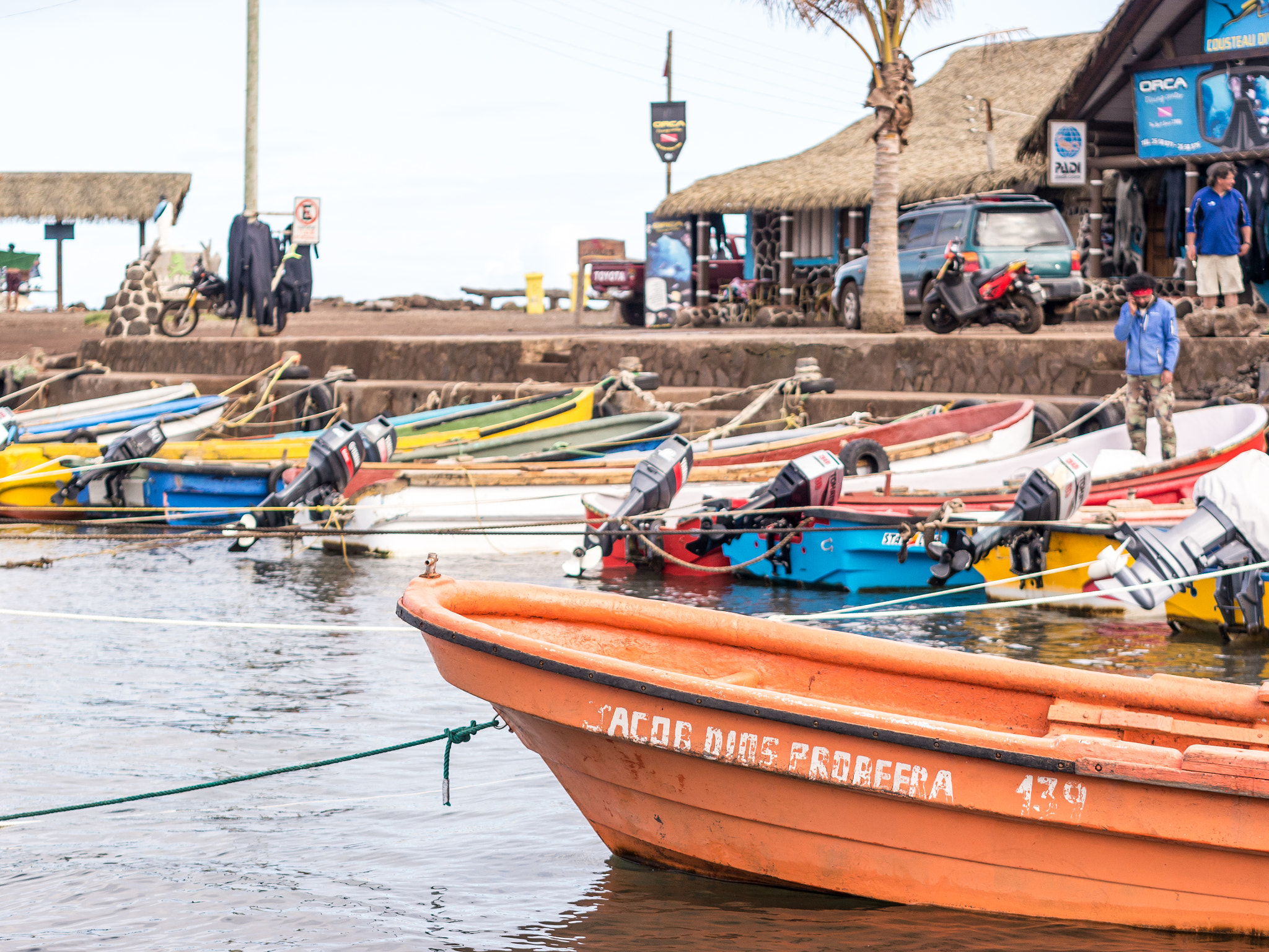 Panasonic Lumix DMC-G5 + Olympus M.Zuiko Digital 45mm F1.8 sample photo. The boats of the harbor photography