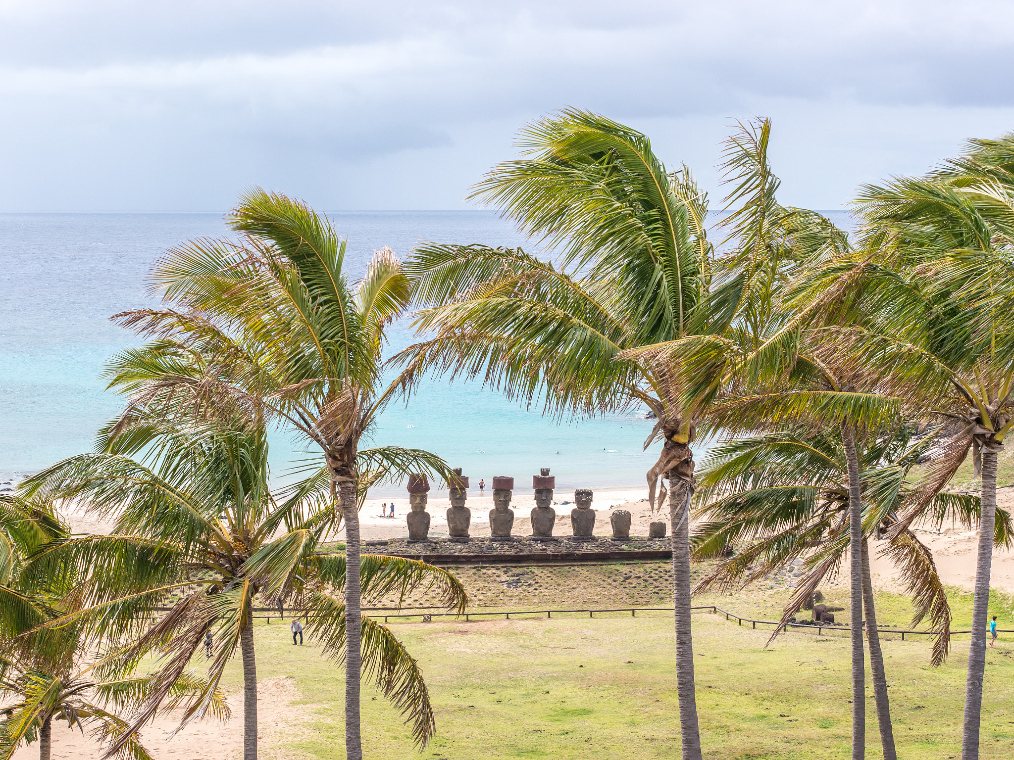 Panasonic Lumix DMC-G5 + Olympus M.Zuiko Digital 45mm F1.8 sample photo. The beauty of anakena photography