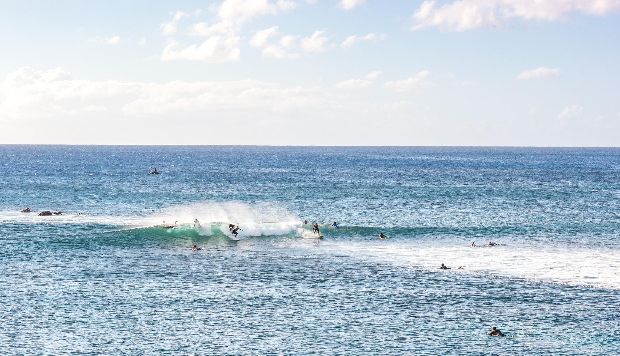 Panasonic Lumix DMC-G5 + Olympus M.Zuiko Digital 45mm F1.8 sample photo. The surfers of easter island photography