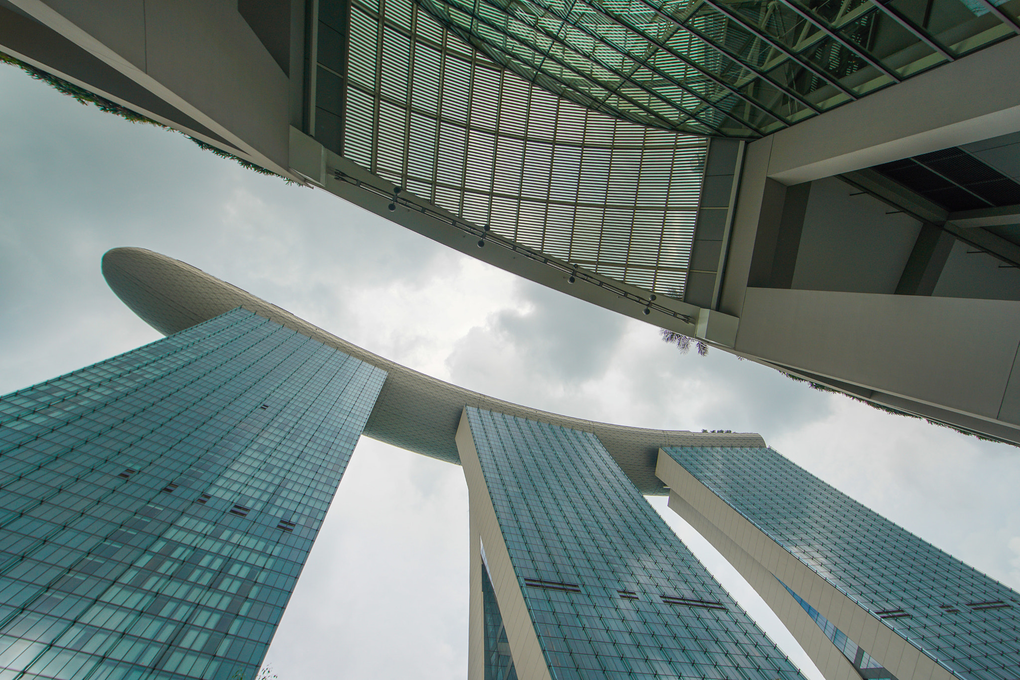 14mm F2.8 G SSM II sample photo. View of marina bay sands-singapore photography