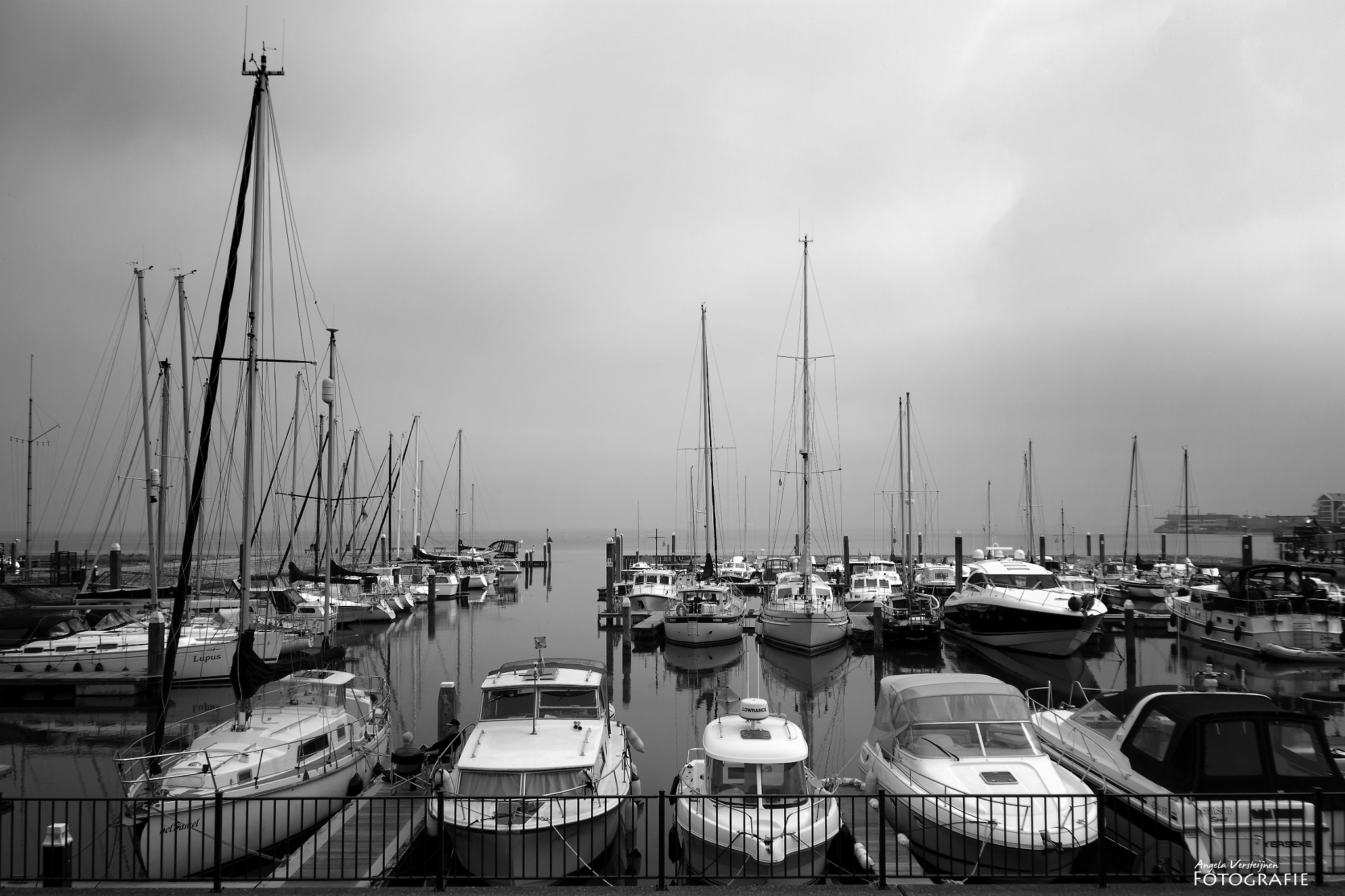 Sigma 18-250mm F3.5-6.3 DC OS HSM sample photo. Yerseke harbor photography
