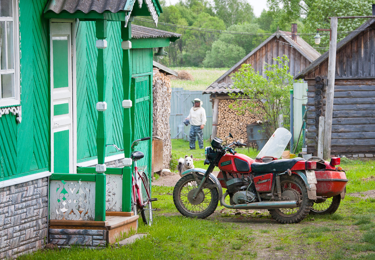 Canon EOS-1Ds Mark III sample photo. A villager photography
