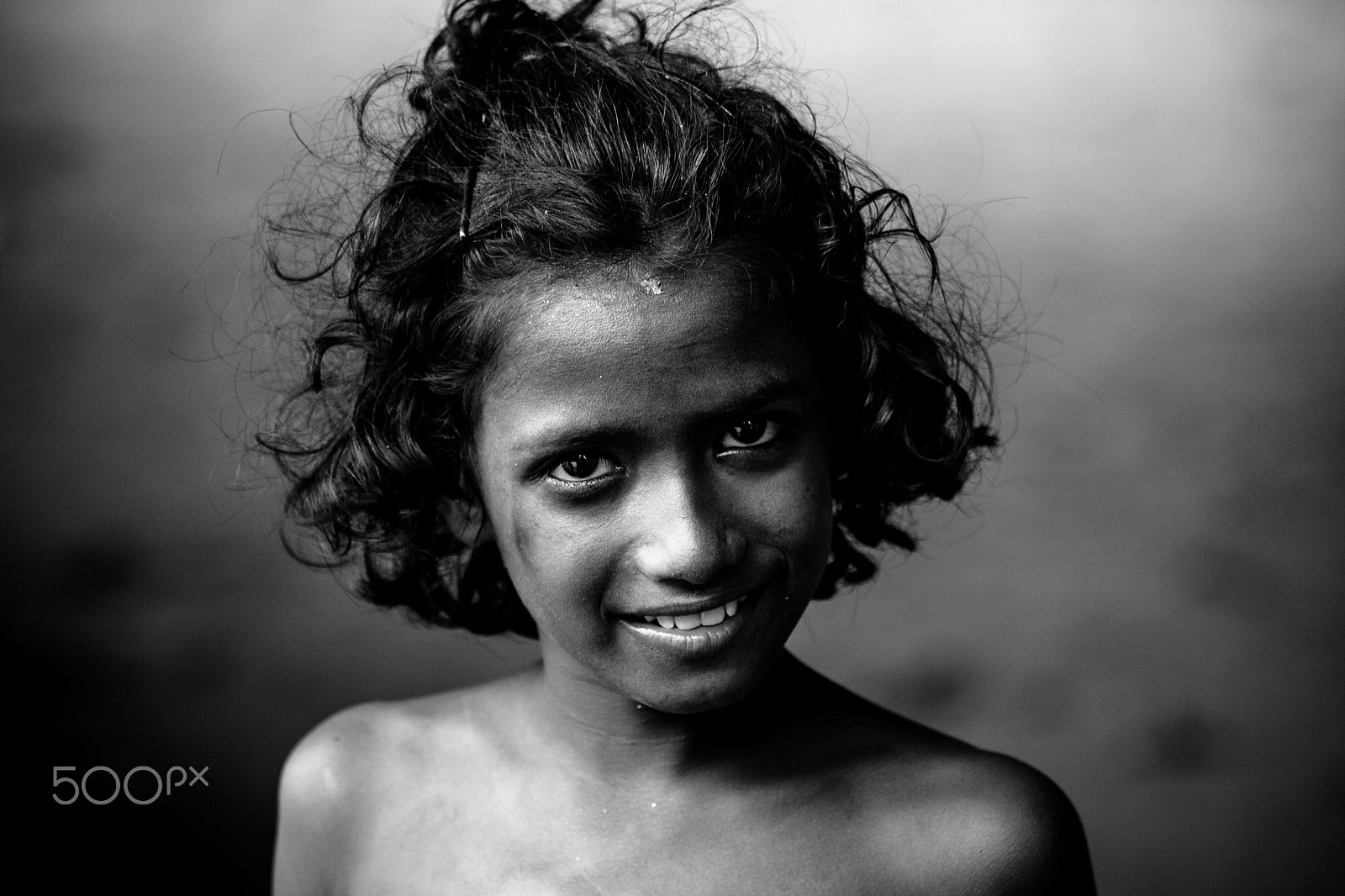 Canon EF 70-200mm F4L IS USM sample photo. Young street girl photography