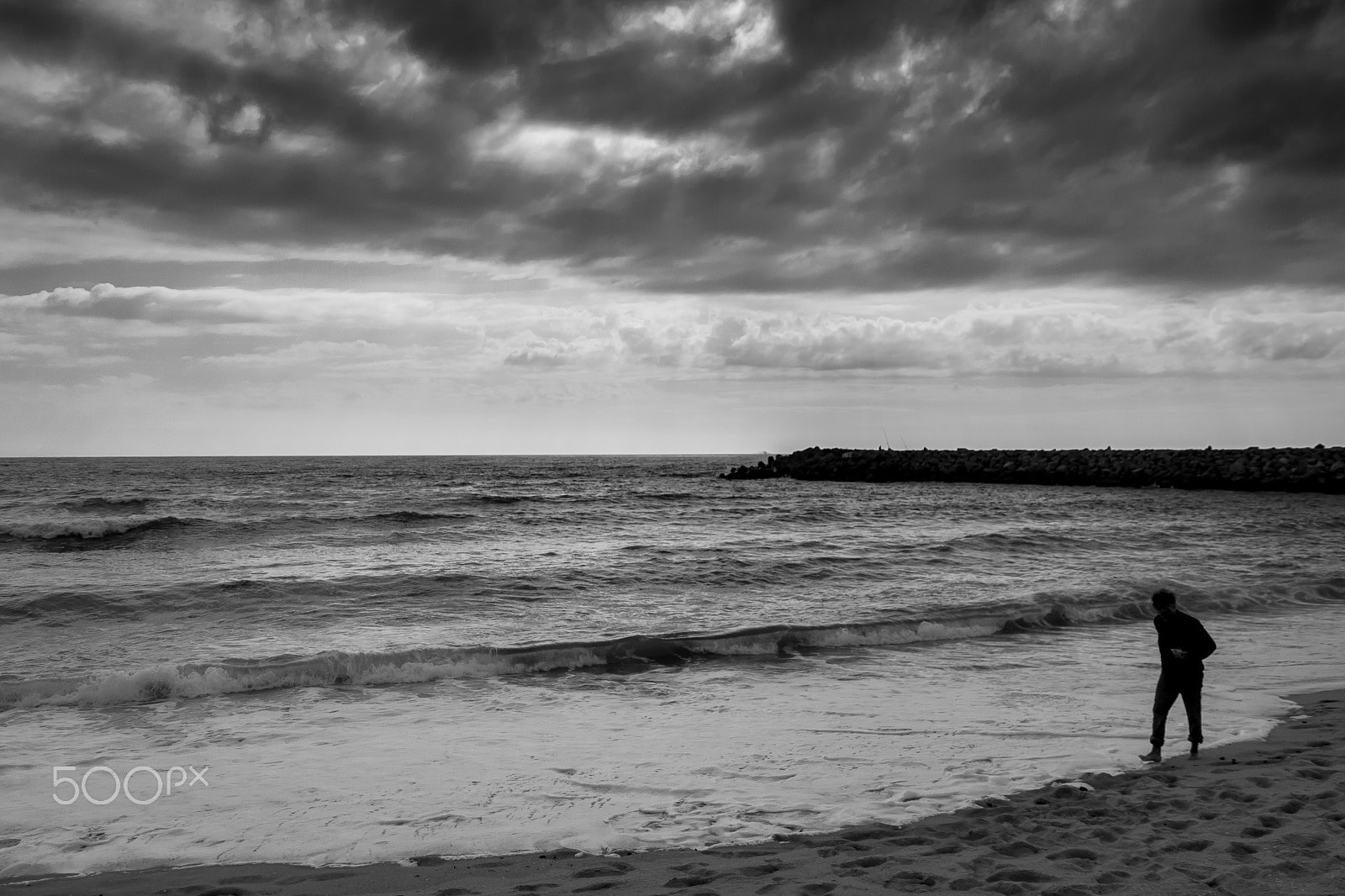 Canon EOS 500D (EOS Rebel T1i / EOS Kiss X3) sample photo. Walk by the sea. photography