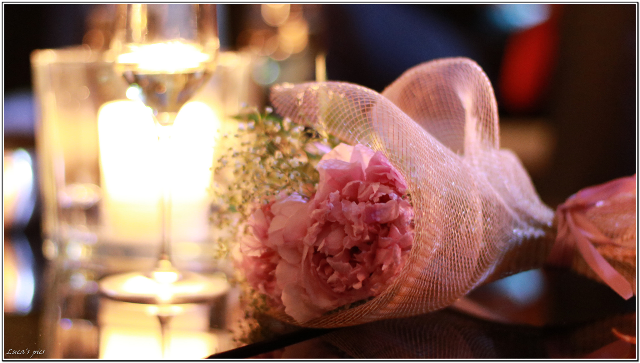 Canon EOS 750D (EOS Rebel T6i / EOS Kiss X8i) + Canon EF 50mm F1.4 USM sample photo. Bouquet and bokeh photography