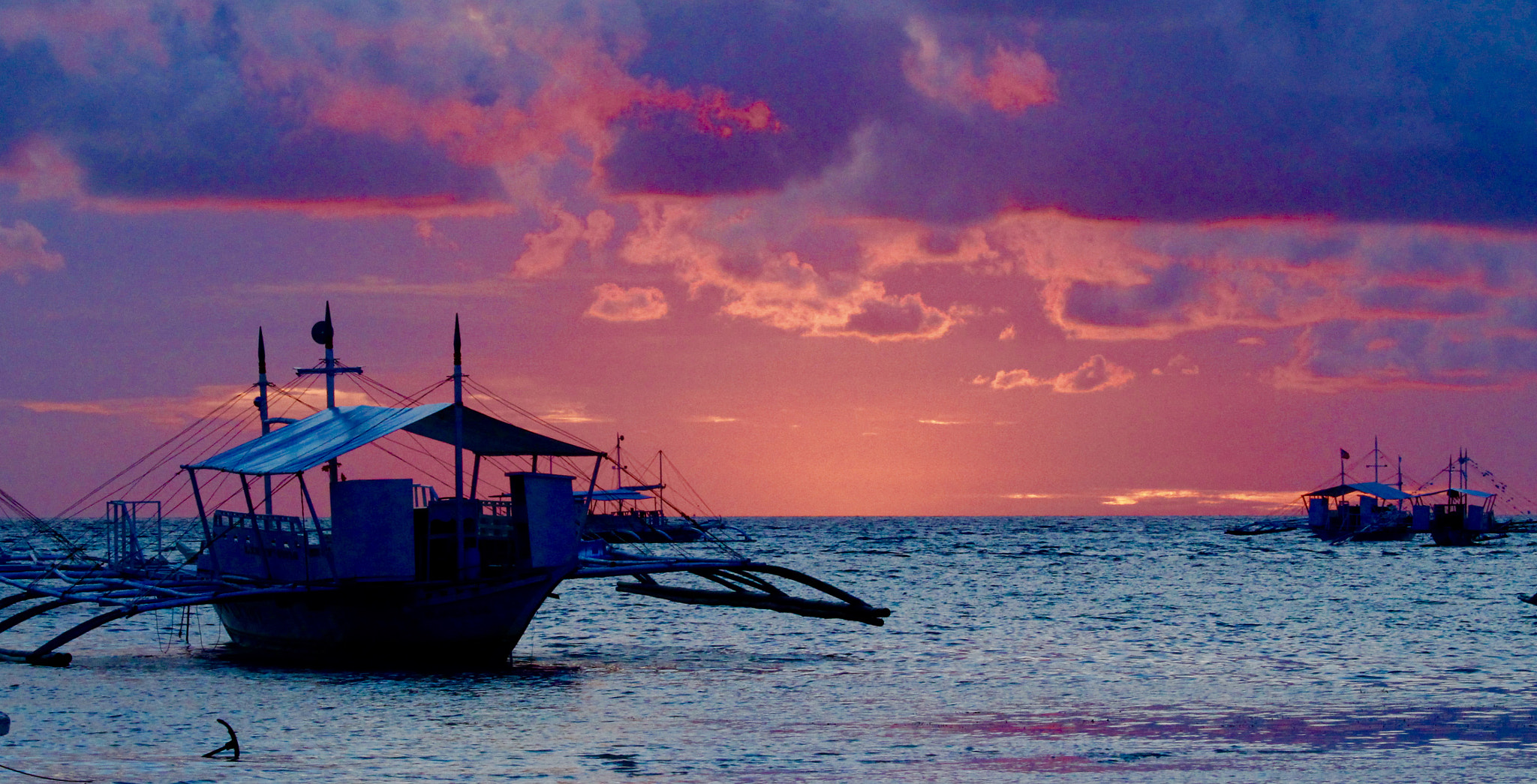 Canon EF 70-200mm F4L IS USM sample photo. Sunset in malapascua photography
