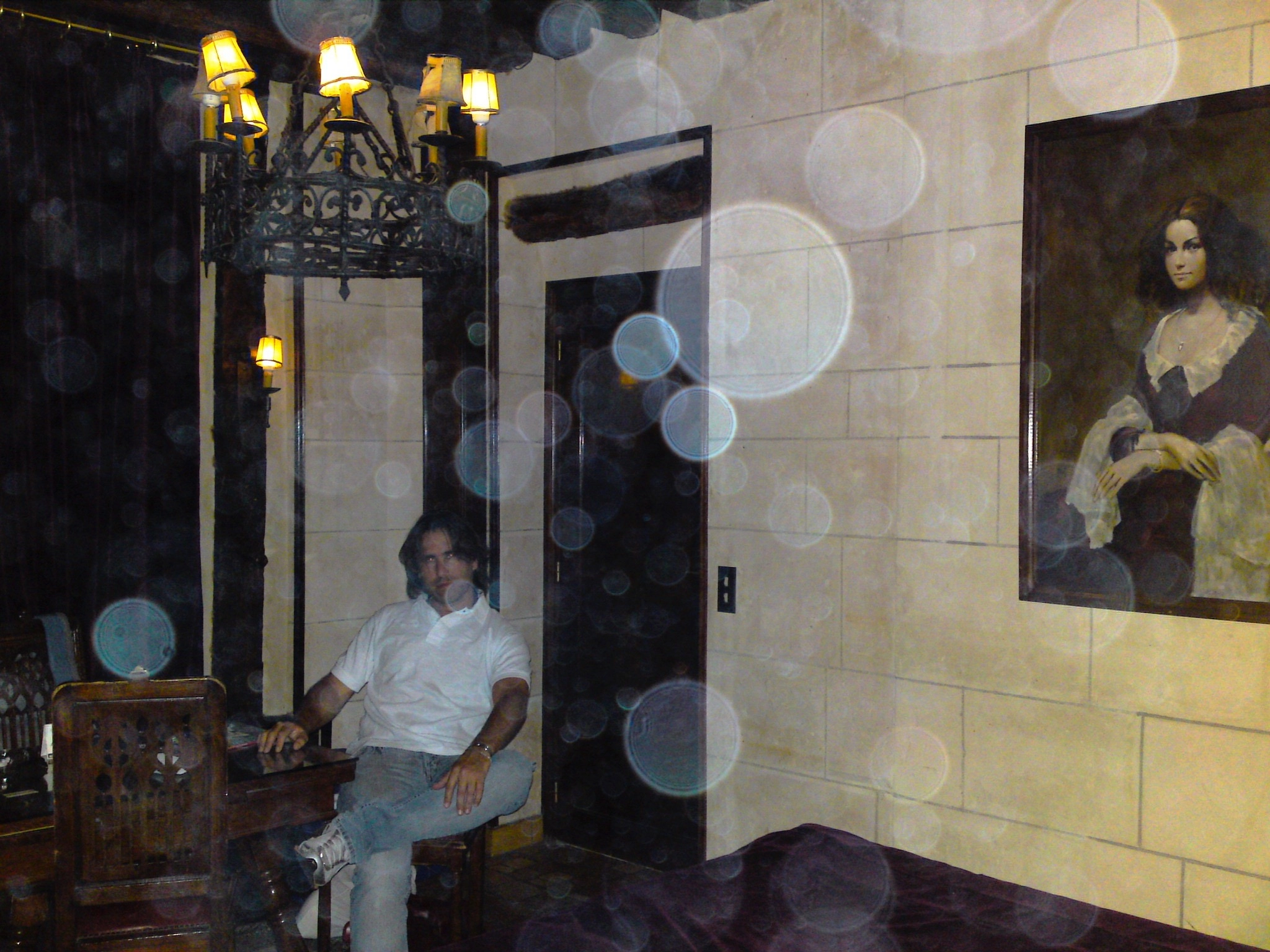 Sony Ericsson C905 sample photo. Orbs in mary magdalene church at paris photography