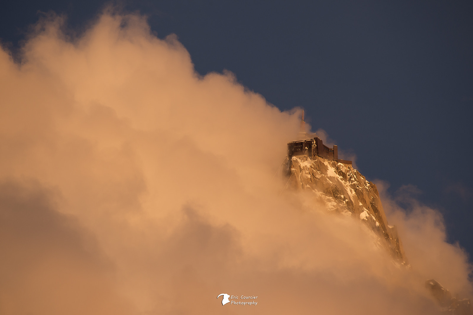 Nikon AF-S Nikkor 200-500mm F5.6E ED VR sample photo. Cloud city photography