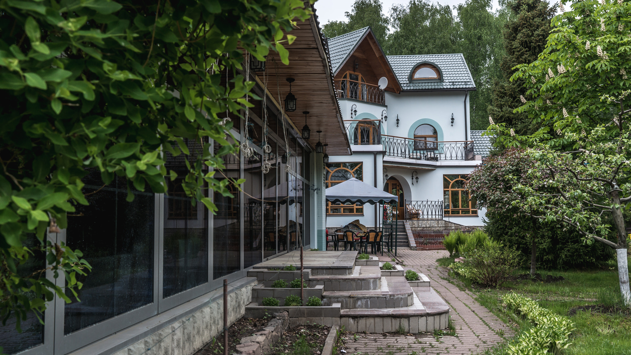 Sony Alpha a99 sample photo. House of the russian people photography
