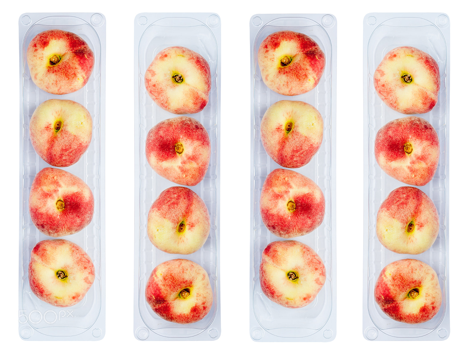 Canon EOS 500D (EOS Rebel T1i / EOS Kiss X3) + Canon EF 40mm F2.8 STM sample photo. Peaches in plastic containers photography