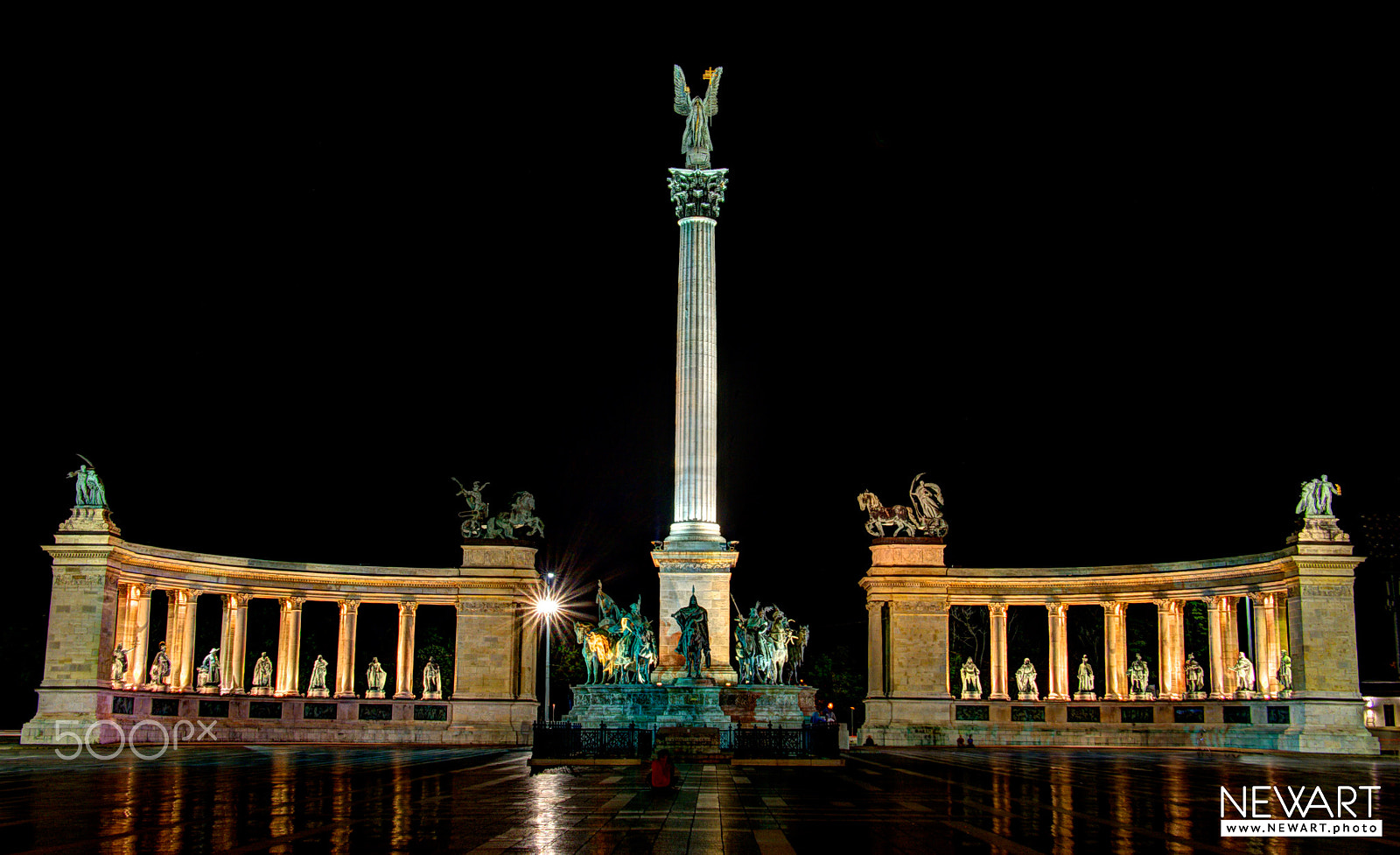 Canon EOS-1Ds Mark II sample photo. Heroes square photography