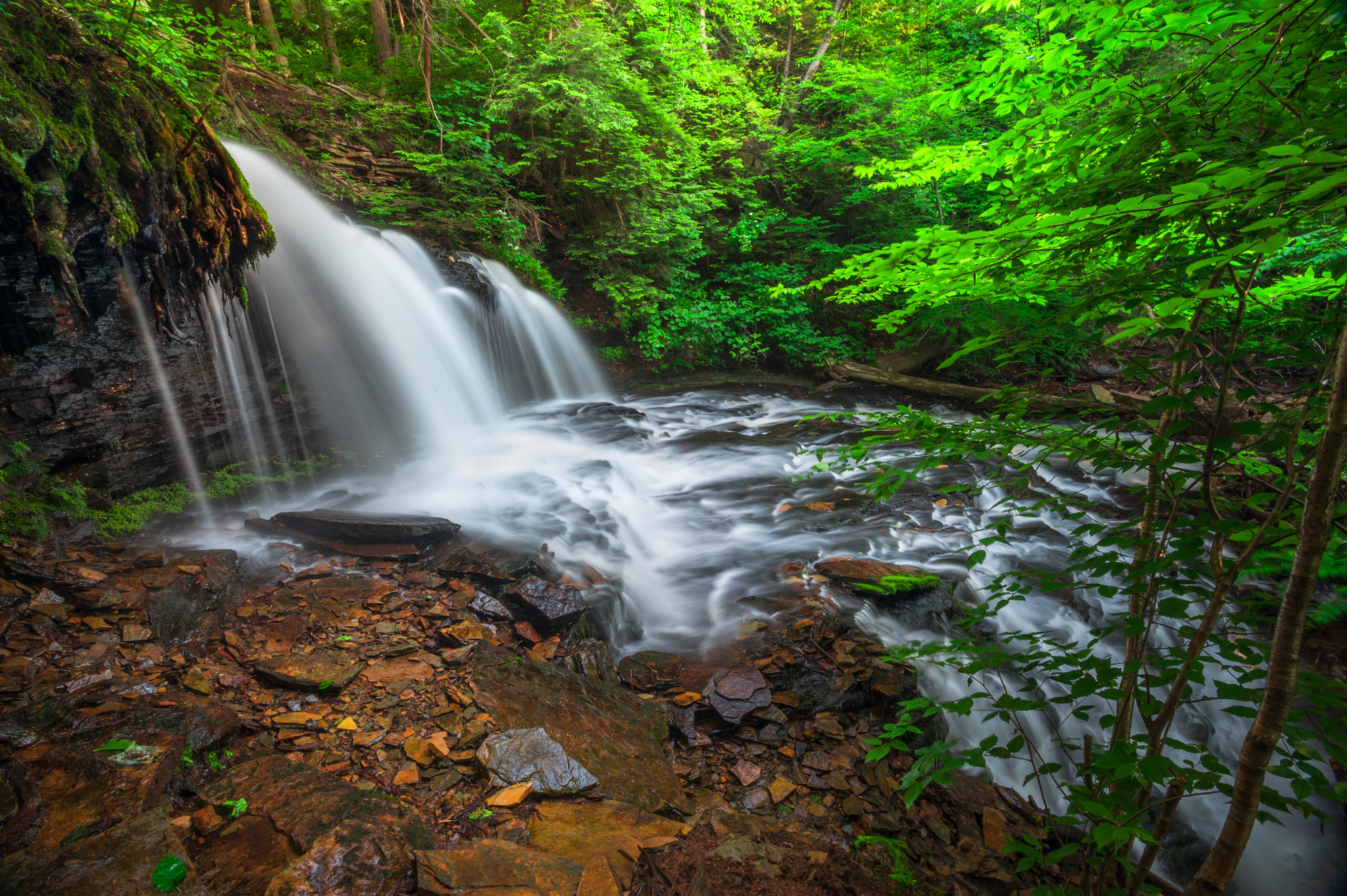 Nikon AF-S Nikkor 17-35mm F2.8D ED-IF sample photo. Mohawk waterfall photography