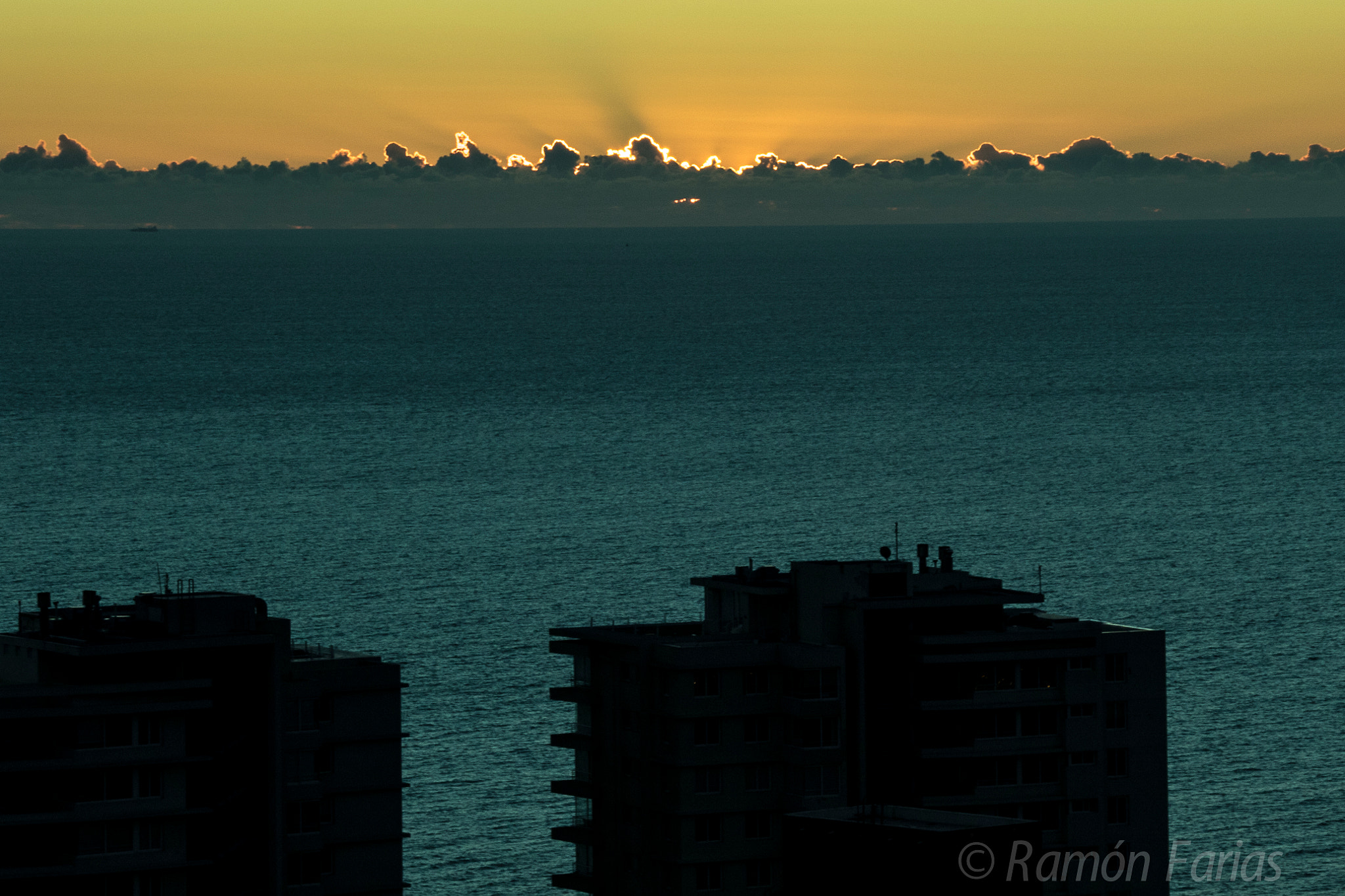 Sigma 18-250mm F3.5-6.3 DC OS HSM sample photo. Puesta en escena photography