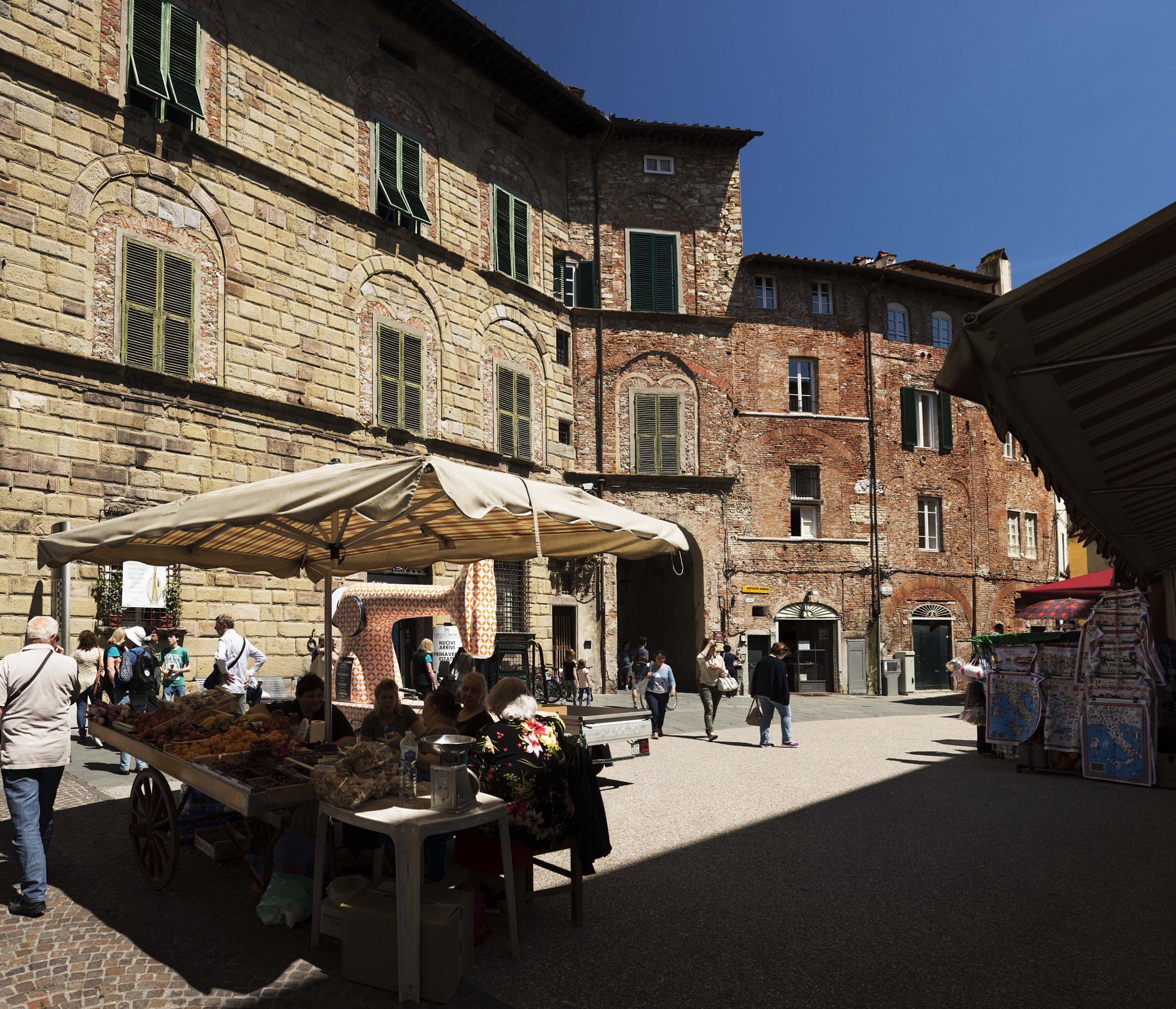 Nikon D810 + Nikon PC-E Nikkor 24mm F3.5D ED Tilt-Shift sample photo. Lucca photography