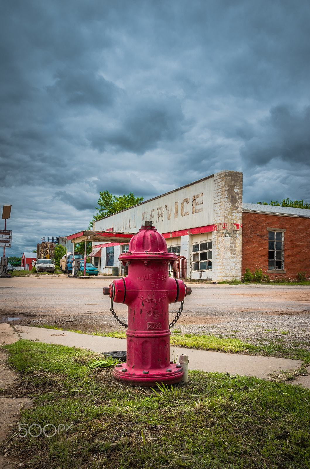 Sigma 17-70mm F2.8-4 DC Macro HSM | C sample photo. Hydrant photography