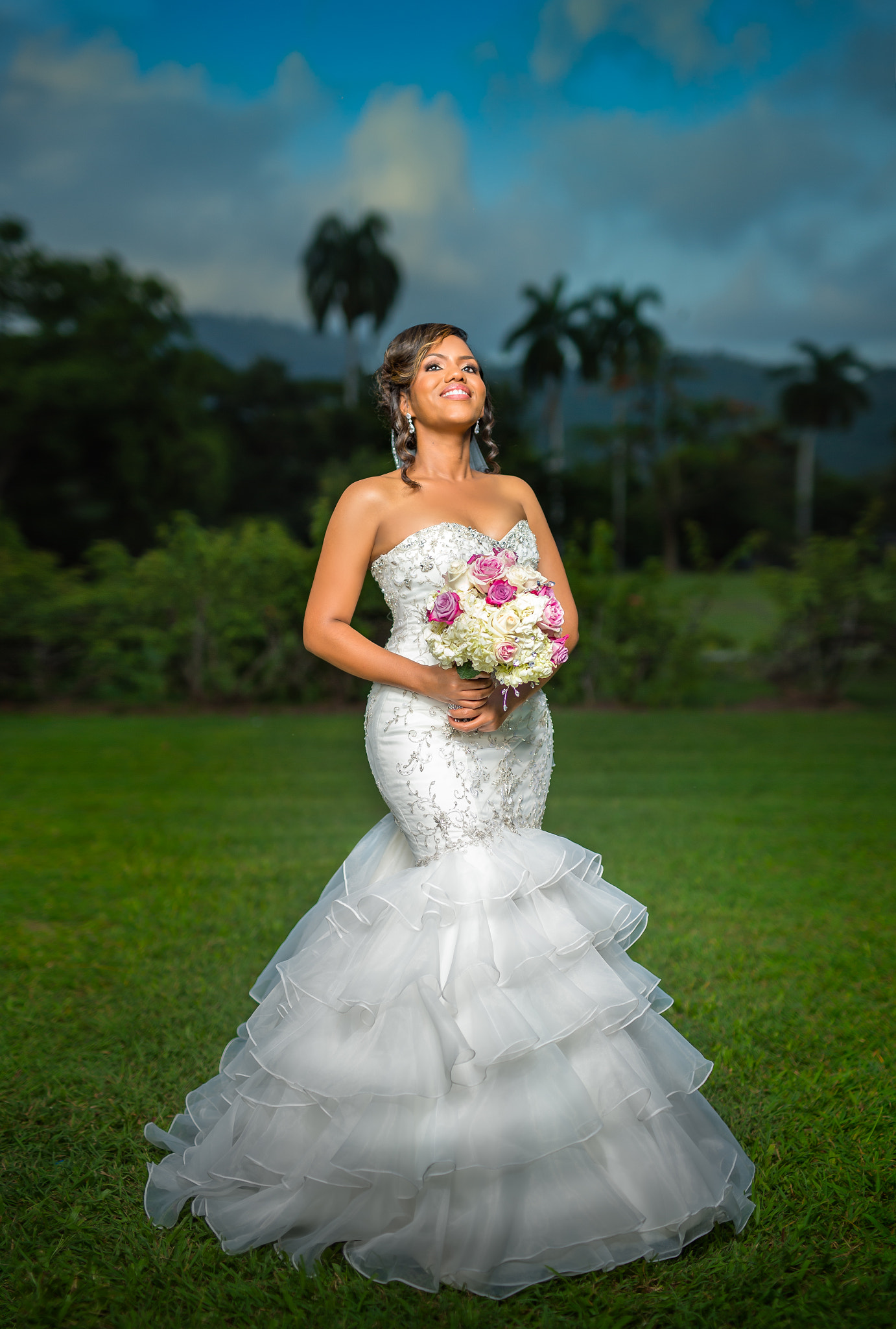 Nikon D4S + Sigma 50mm F1.4 DG HSM Art sample photo. Happy bride photography