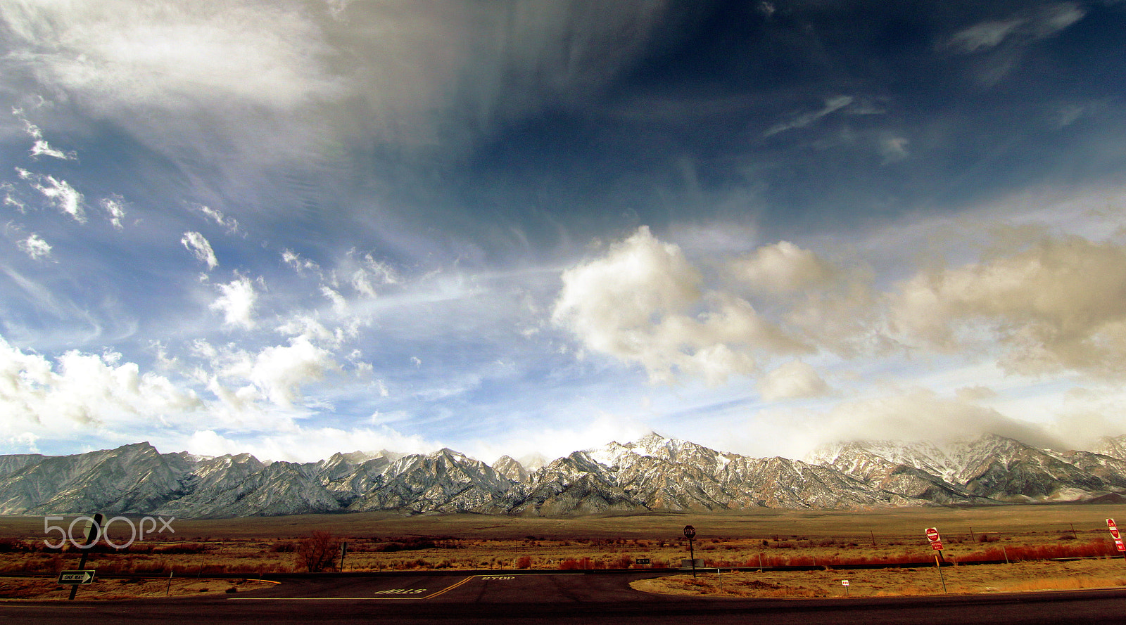 Canon EOS 550D (EOS Rebel T2i / EOS Kiss X4) sample photo. Lonelyhighway photography