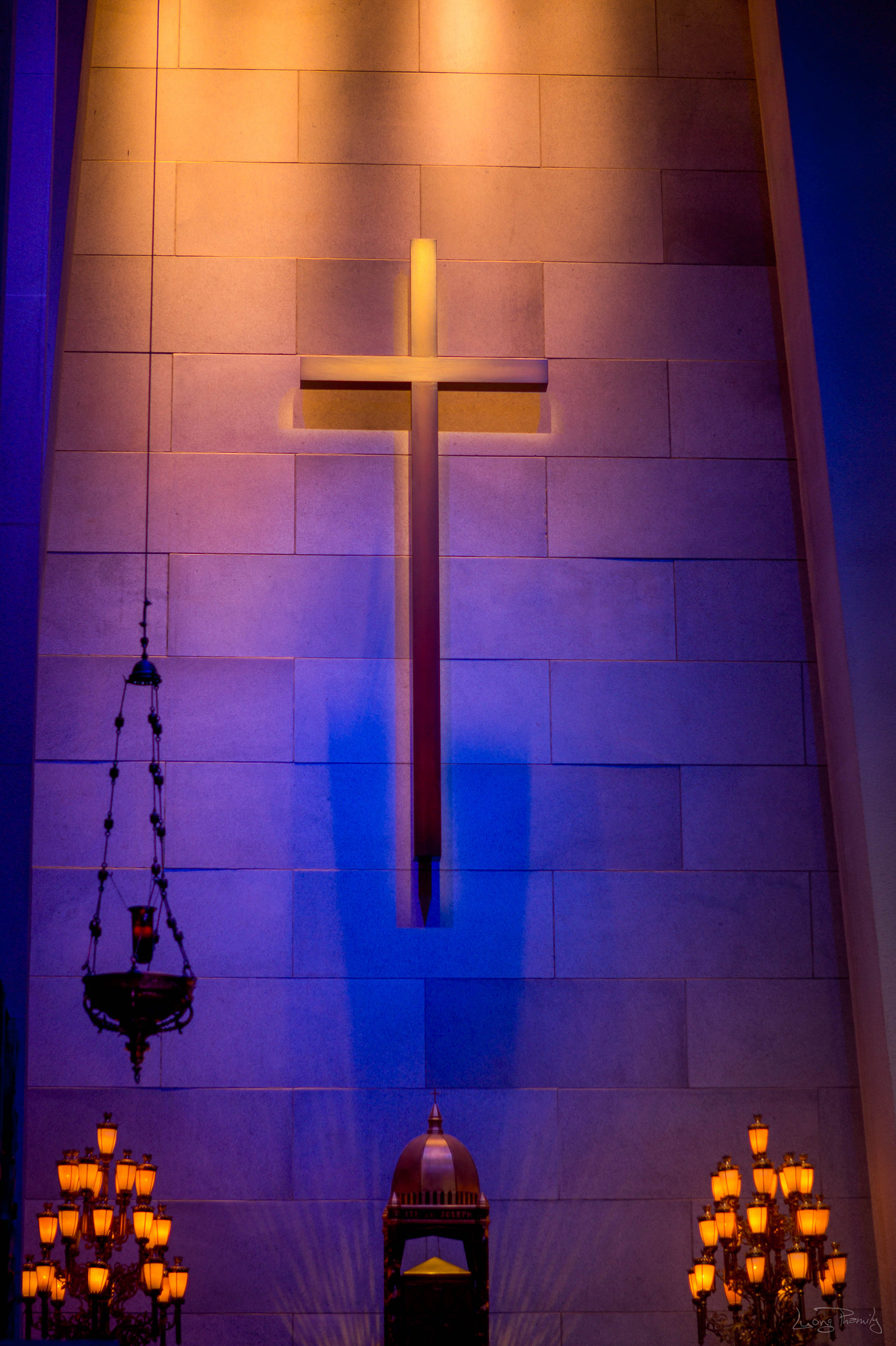 Sony Planar T* 50mm F1.4 ZA SSM sample photo. The saint andre bessette chapel photography