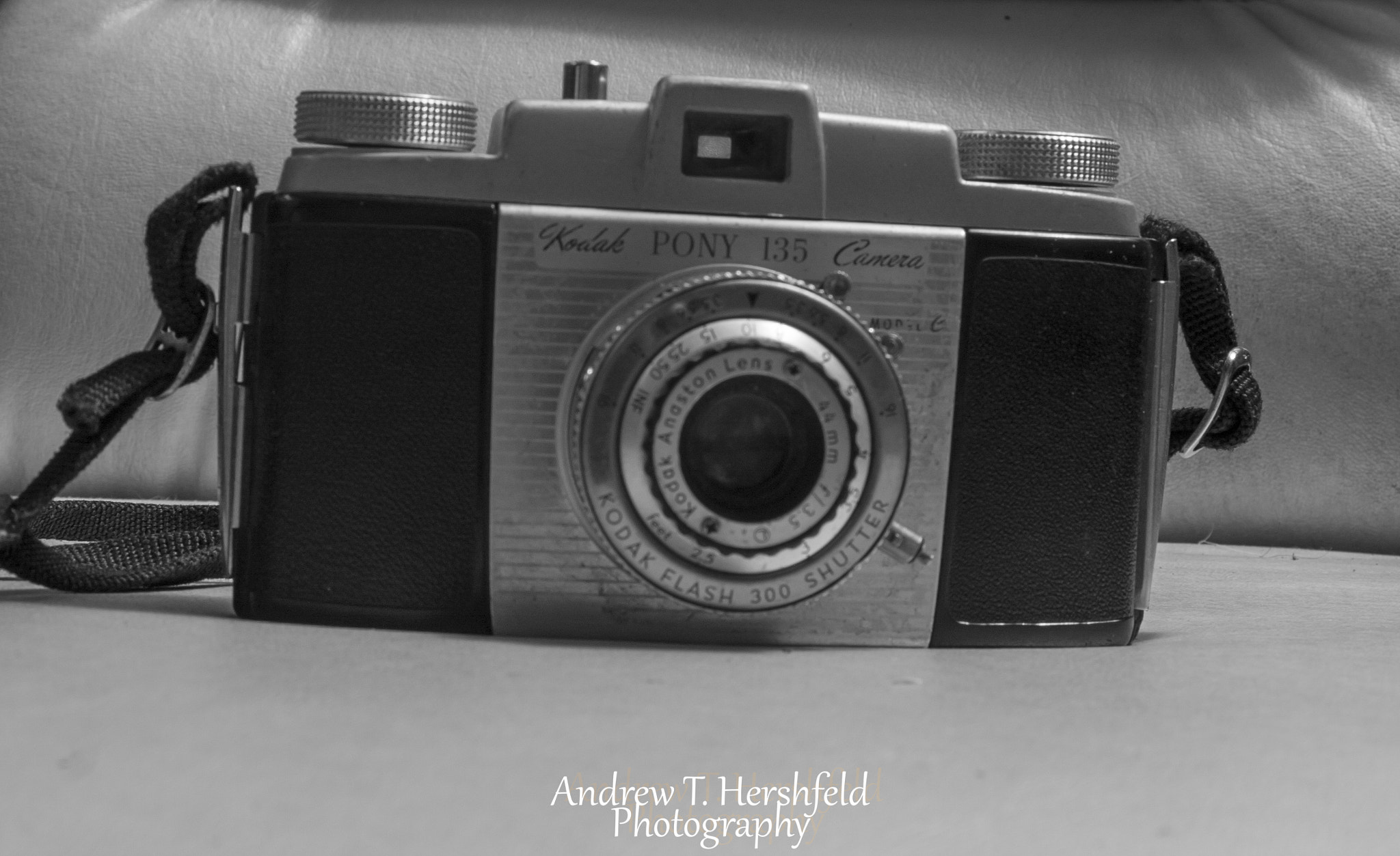 Canon EOS 400D (EOS Digital Rebel XTi / EOS Kiss Digital X) + Canon EF 28-80mm f/3.5-5.6 sample photo. Kodak pony 135 camera photography