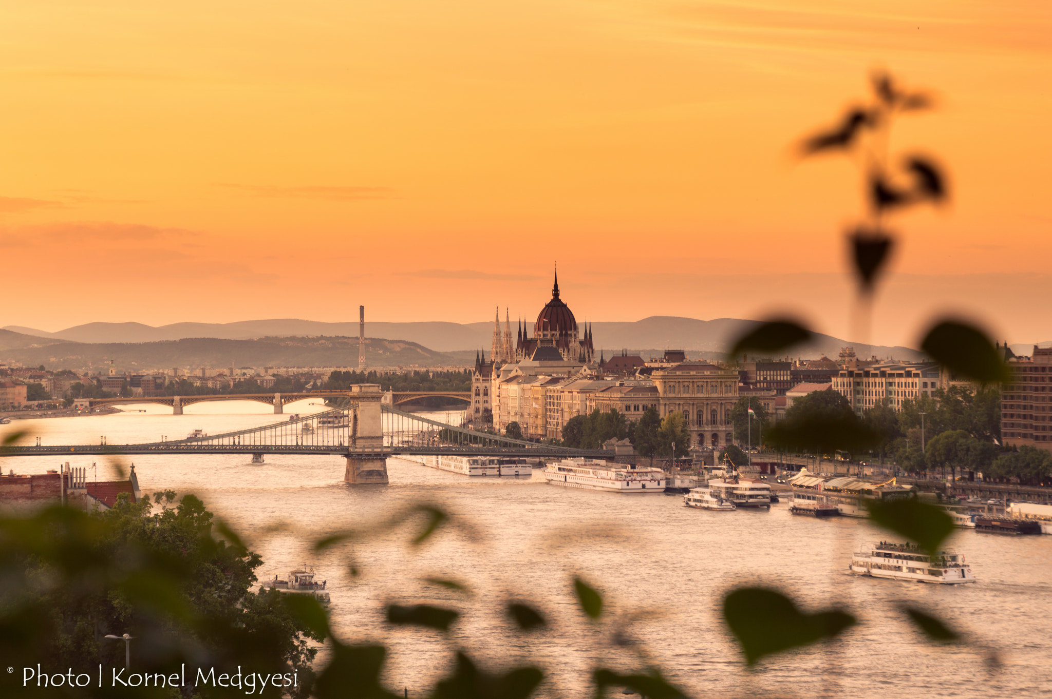 Tamron SP 24-70mm F2.8 Di VC USD sample photo. Chain bridge and parliament in sunset photography