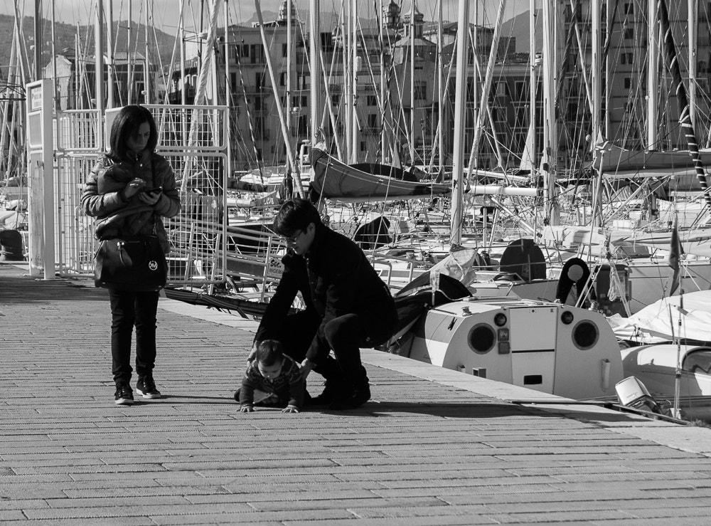 Sony Alpha DSLR-A390 + Sony DT 18-55mm F3.5-5.6 SAM sample photo. Funny moment photography