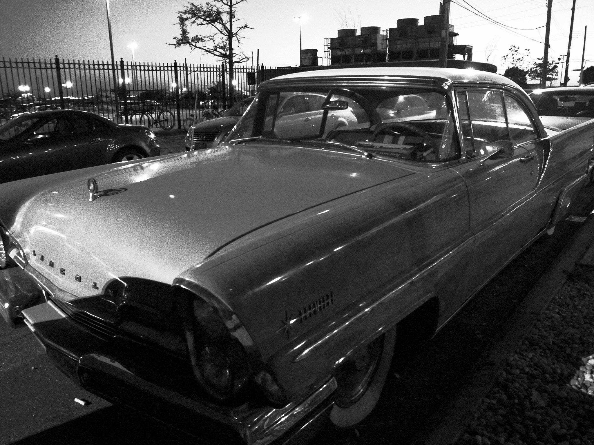 Ricoh GR DIGITAL 4 + RICOH GR LENS sample photo. 1957 lincoln premiere photography