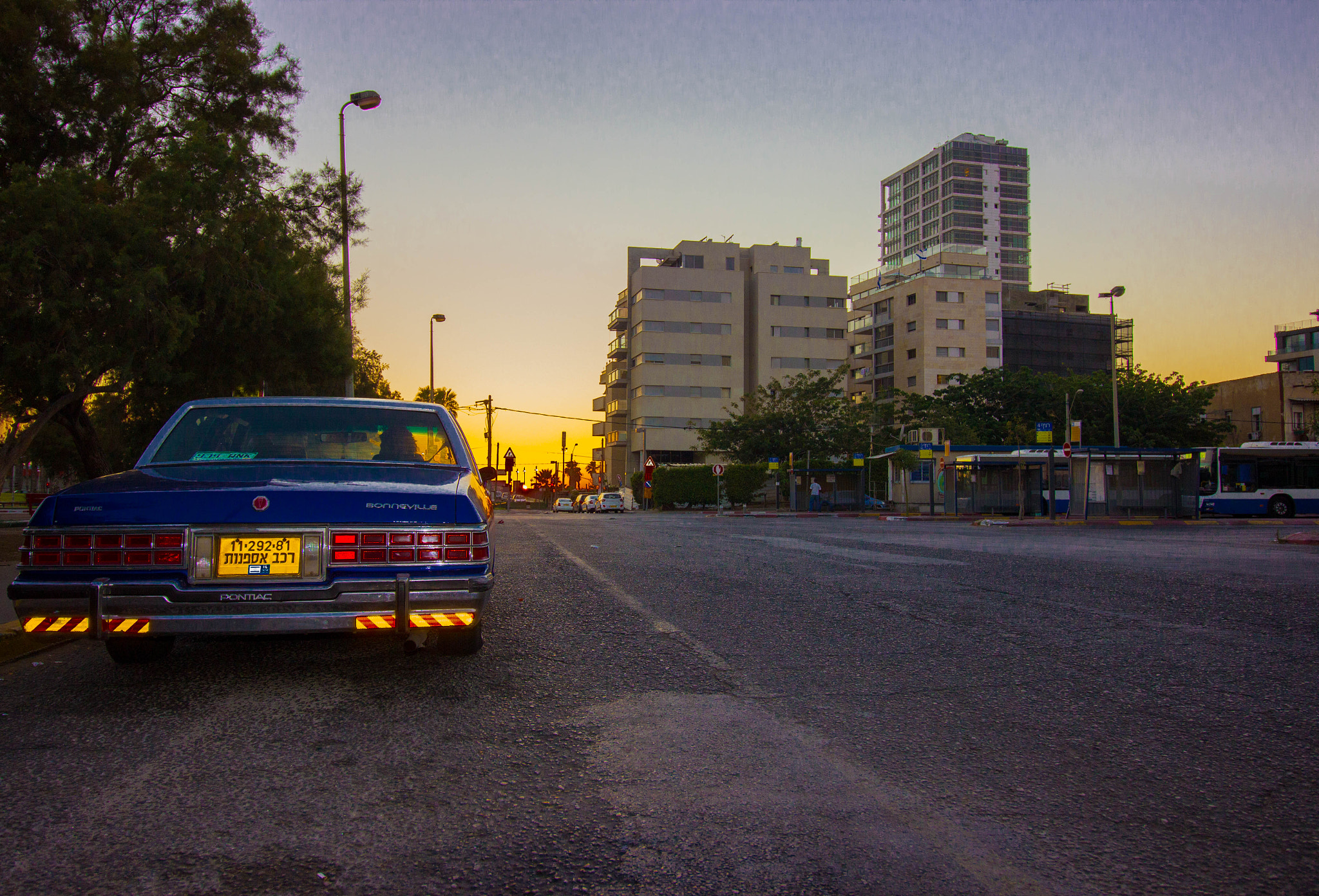 Canon EF-S 10-18mm F4.5–5.6 IS STM sample photo. Tel aviv sunset photography