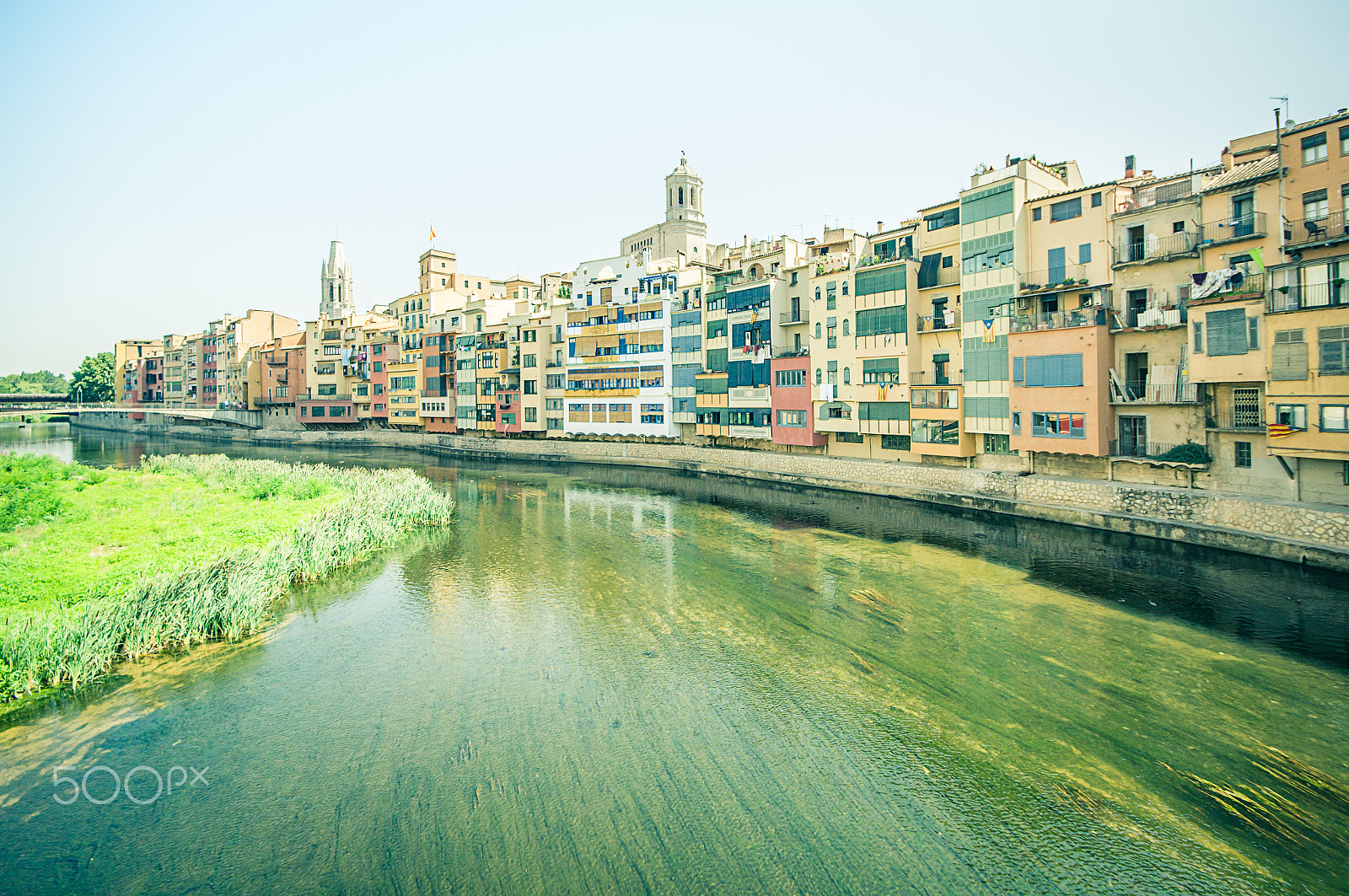 Sigma AF 10-20mm F4-5.6 EX DC sample photo. View of the city of girona photography