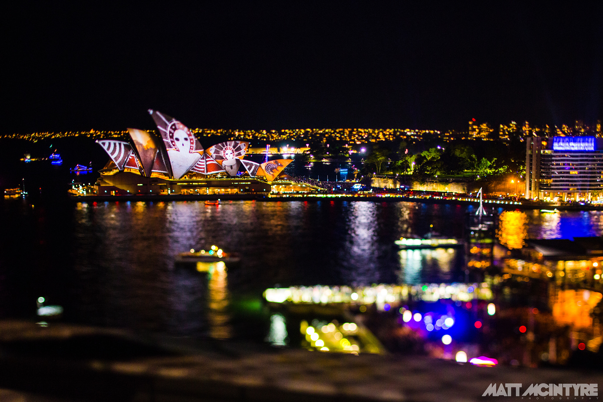 Canon EOS 6D + Canon TS-E 45mm F2.8 Tilt-Shift sample photo. Vivid opera house photography