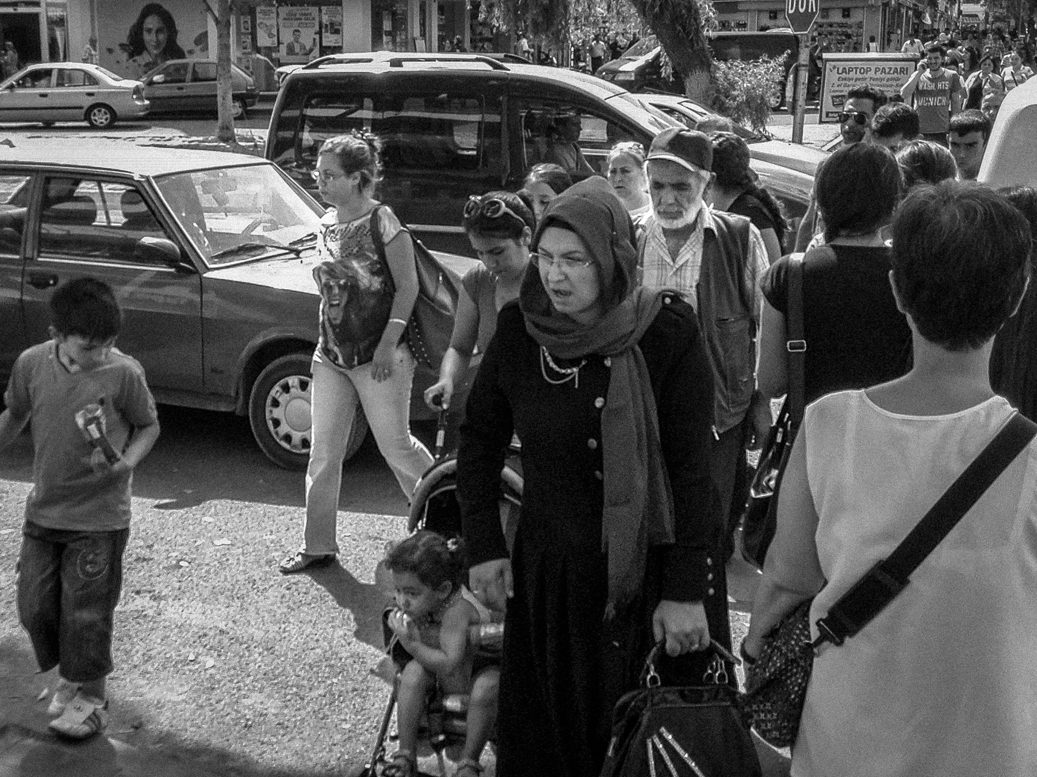 HUAWEI P6-U06 sample photo. Kayseri street scene photography