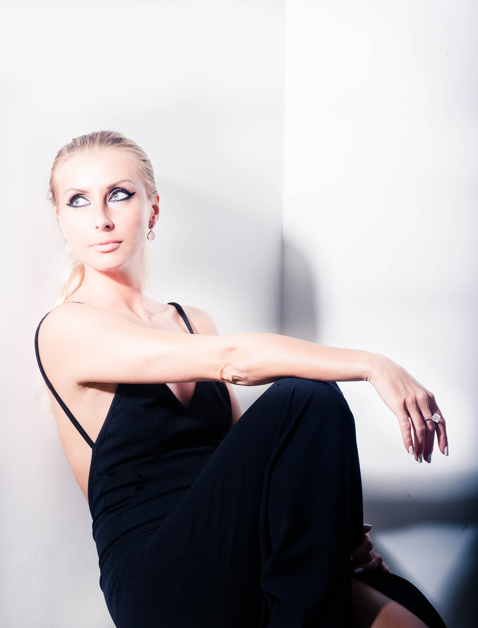 Canon EOS-1Ds Mark II sample photo. Mj studio photography