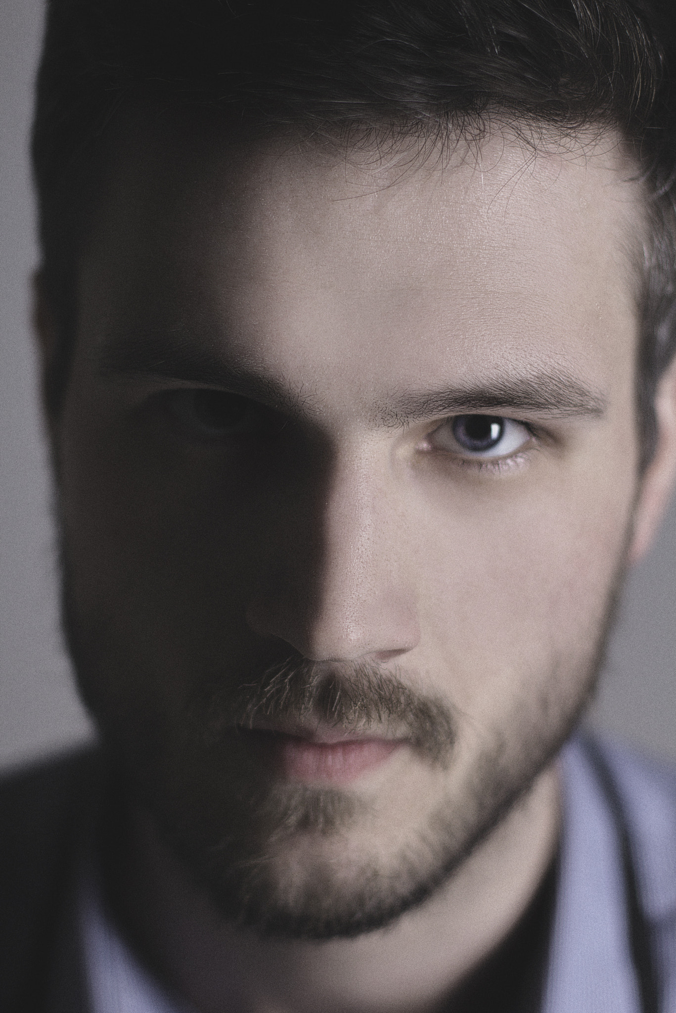 Canon EOS 600D (Rebel EOS T3i / EOS Kiss X5) + Canon EF 50mm F1.4 USM sample photo. Daniil photography