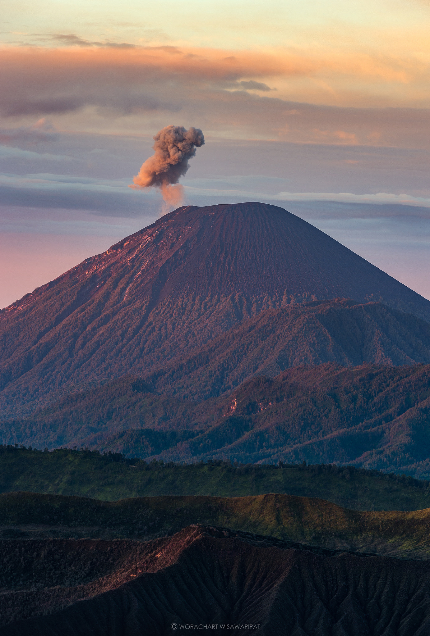 Nikon AF-S Nikkor 70-200mm F4G ED VR sample photo. Mild eruption at mount bromo, indonesia photography